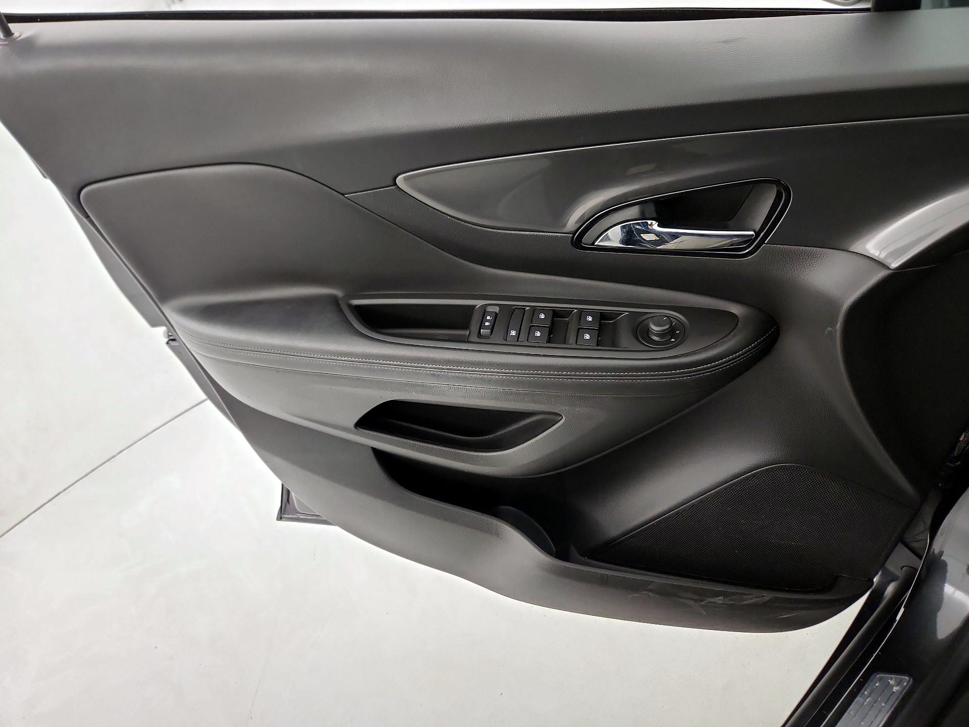 Thumbnail: 2017 Buick Encore - 12