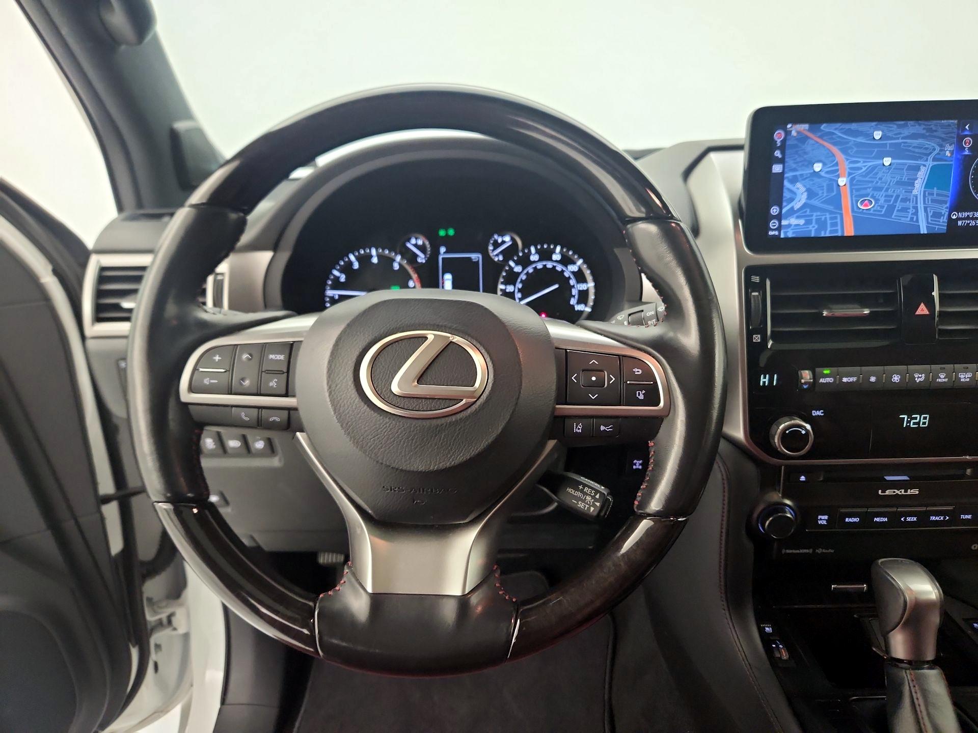 Thumbnail: 2023 Lexus GX - 10