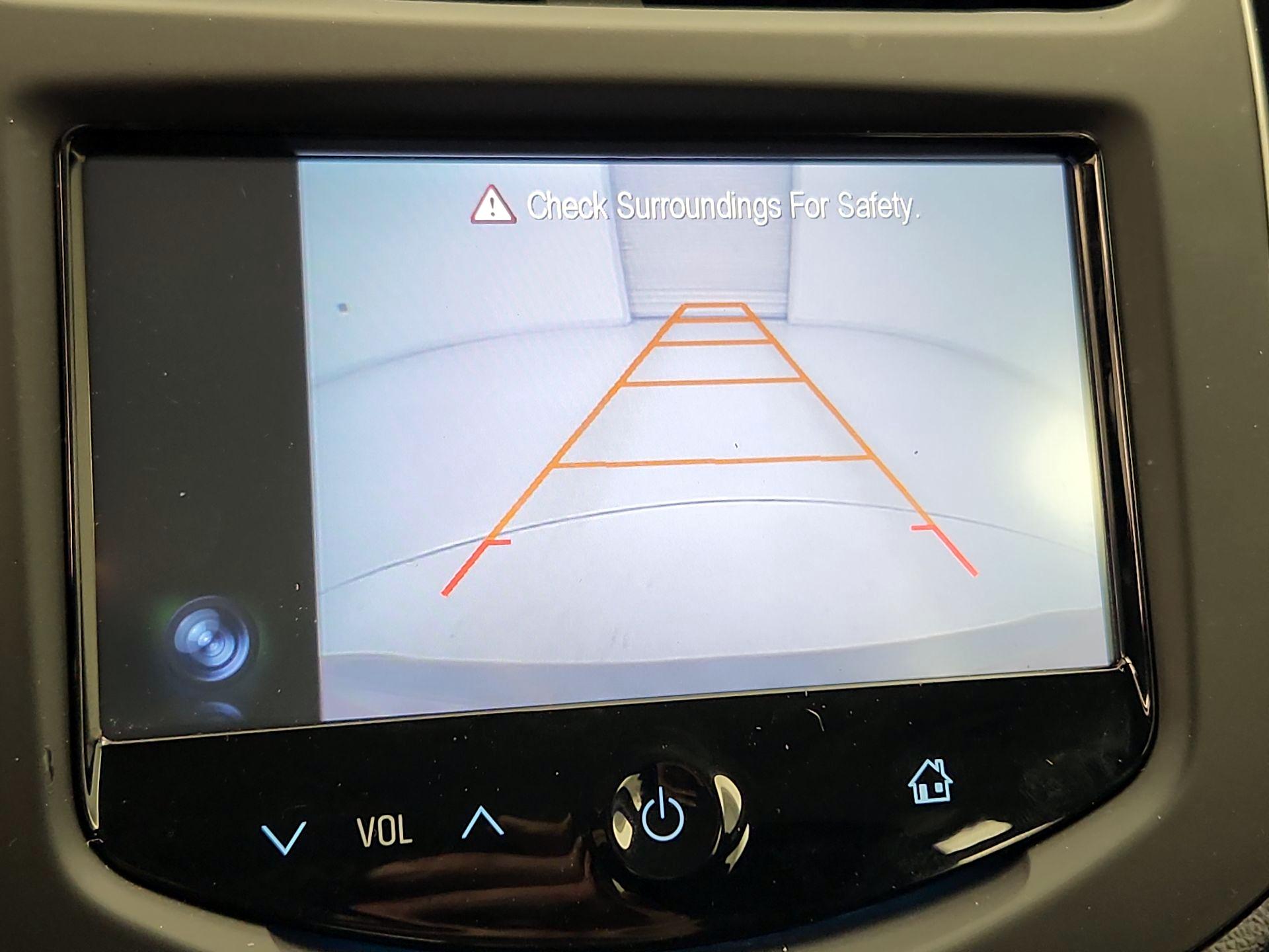 Thumbnail: 2016 Chevrolet Trax - 14