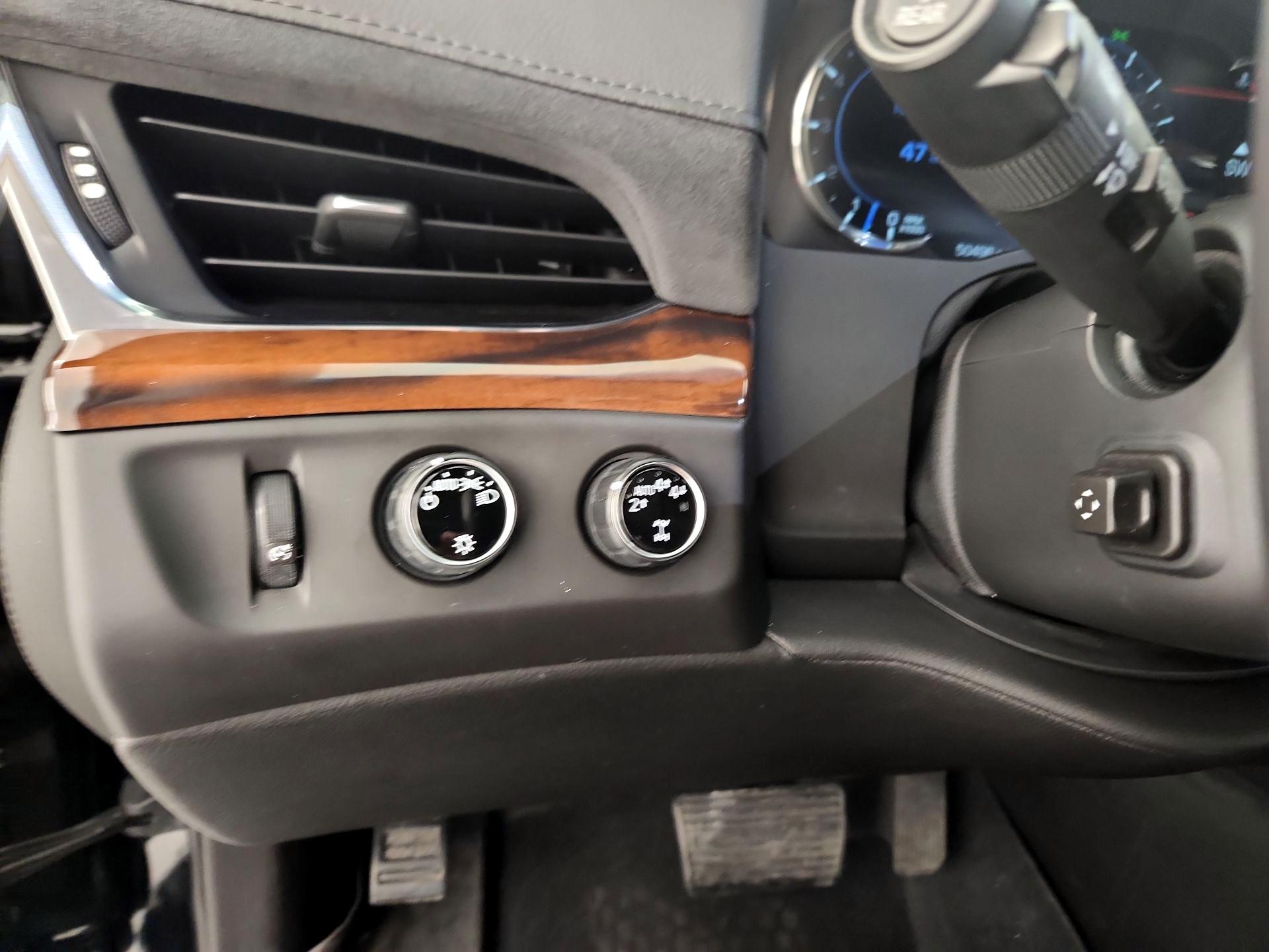 Thumbnail: 2017 Cadillac Escalade - 13