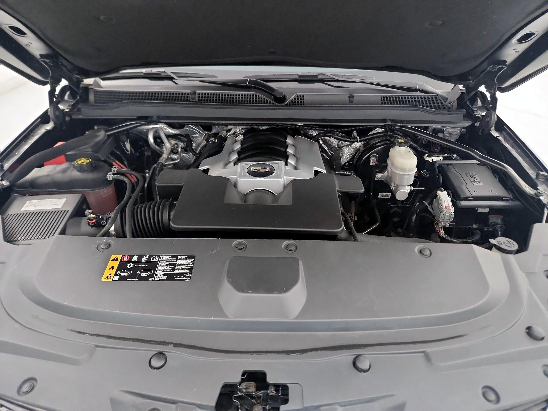 Thumbnail: 2017 Cadillac Escalade - 20