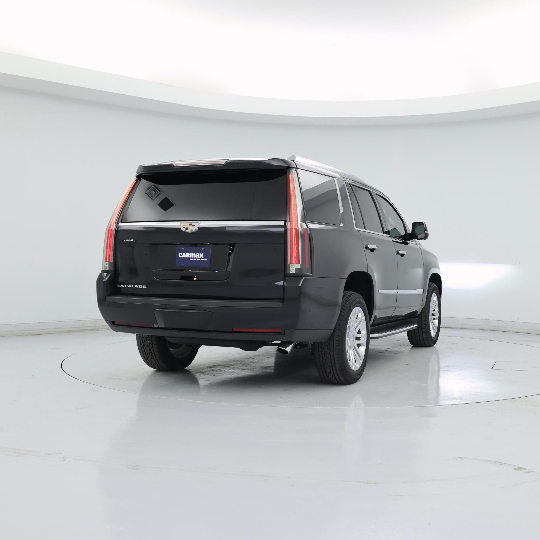 Thumbnail: 2017 Cadillac Escalade - 8