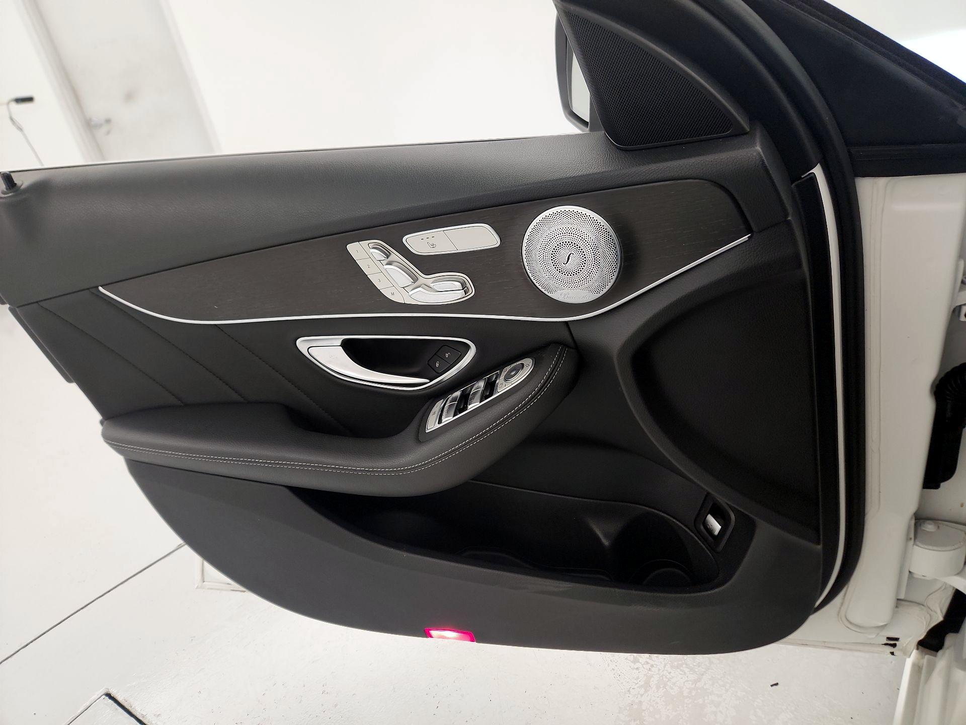 Thumbnail: 2020 Mercedes-Benz C-Class - 12