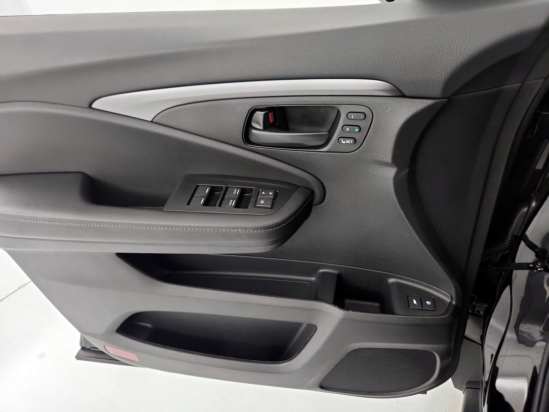 Thumbnail: 2024 Honda Passport - 12