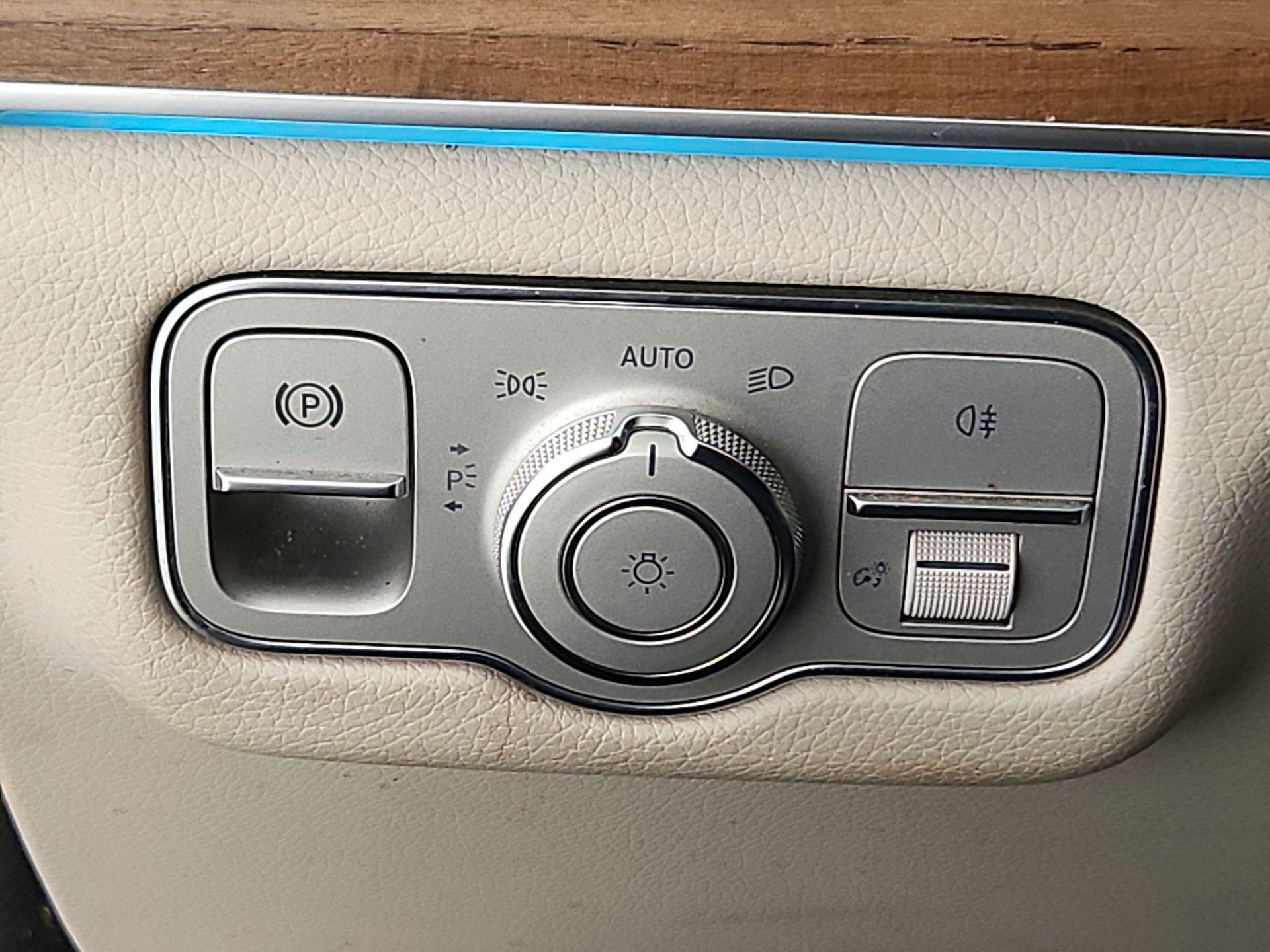 Thumbnail: 2021 Mercedes-Benz GLE - 13