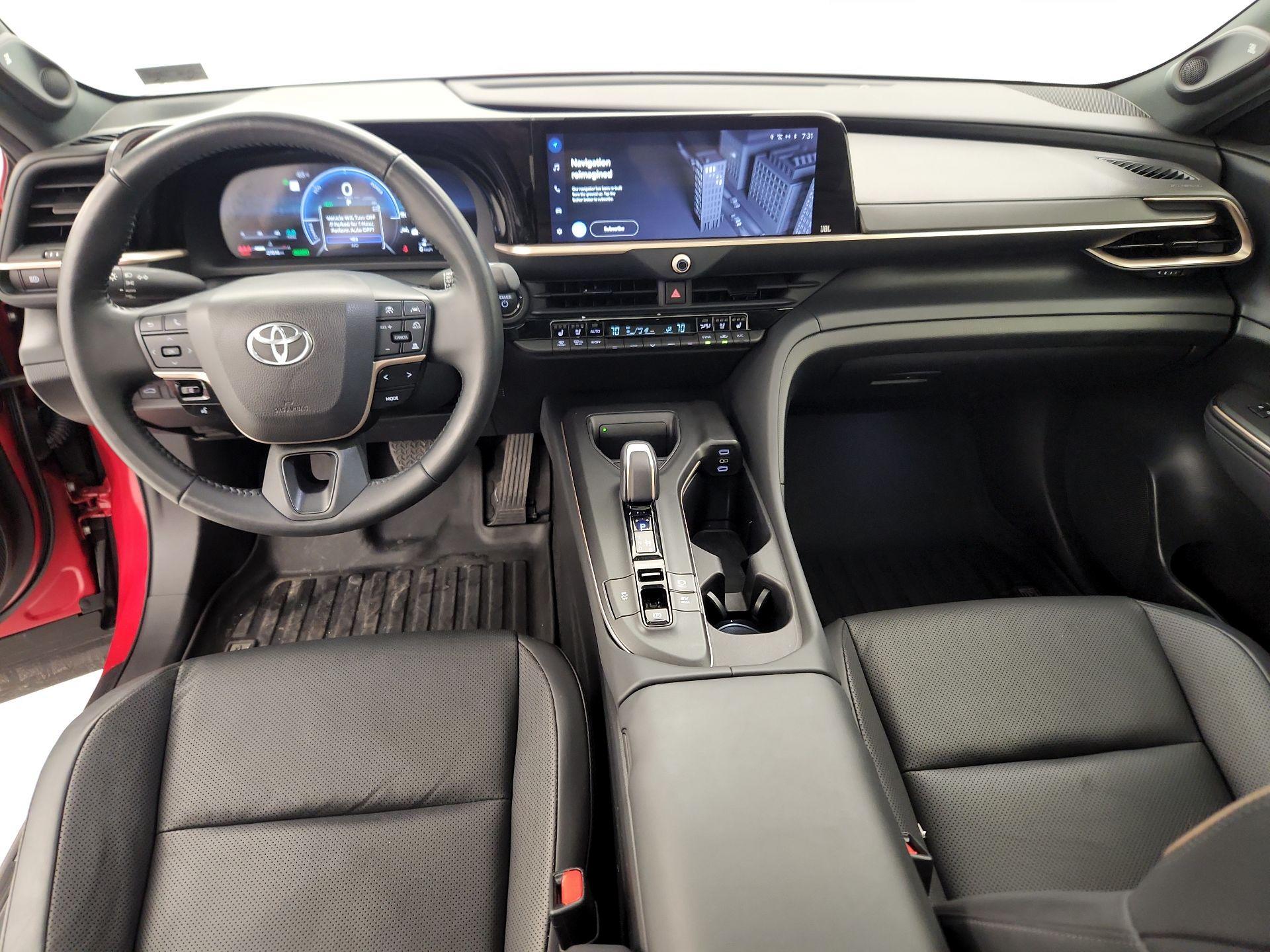 Thumbnail: 2023 Toyota Crown - 9