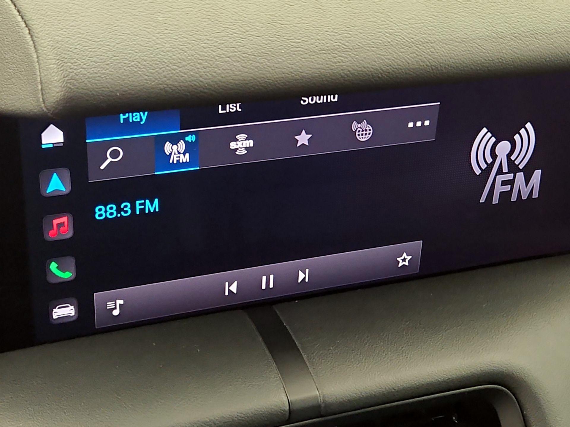 Thumbnail: 2021 Porsche Taycan - 14