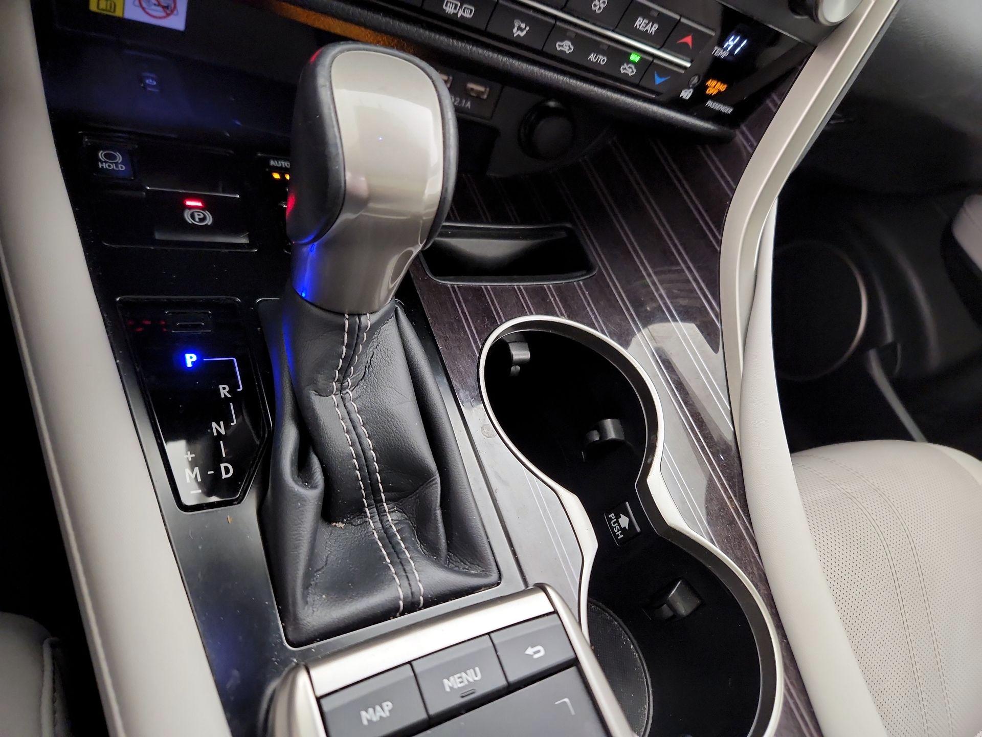 Thumbnail: 2021 Lexus RX - 18