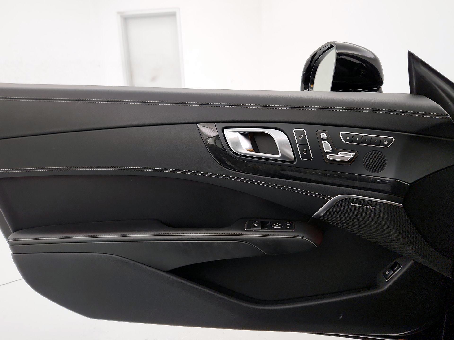 Thumbnail: 2018 Mercedes-Benz SL-Class - 12