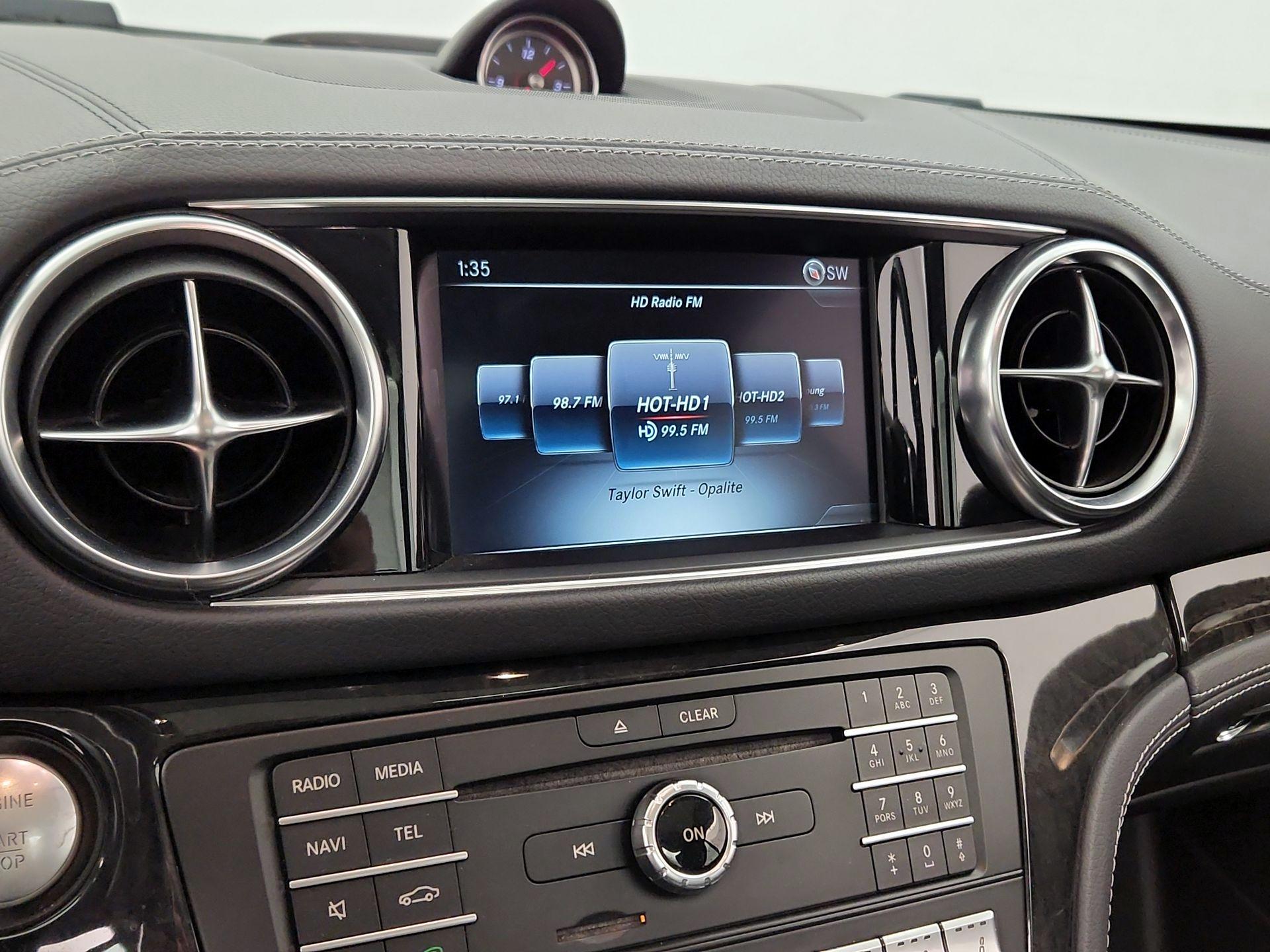 Thumbnail: 2018 Mercedes-Benz SL-Class - 15