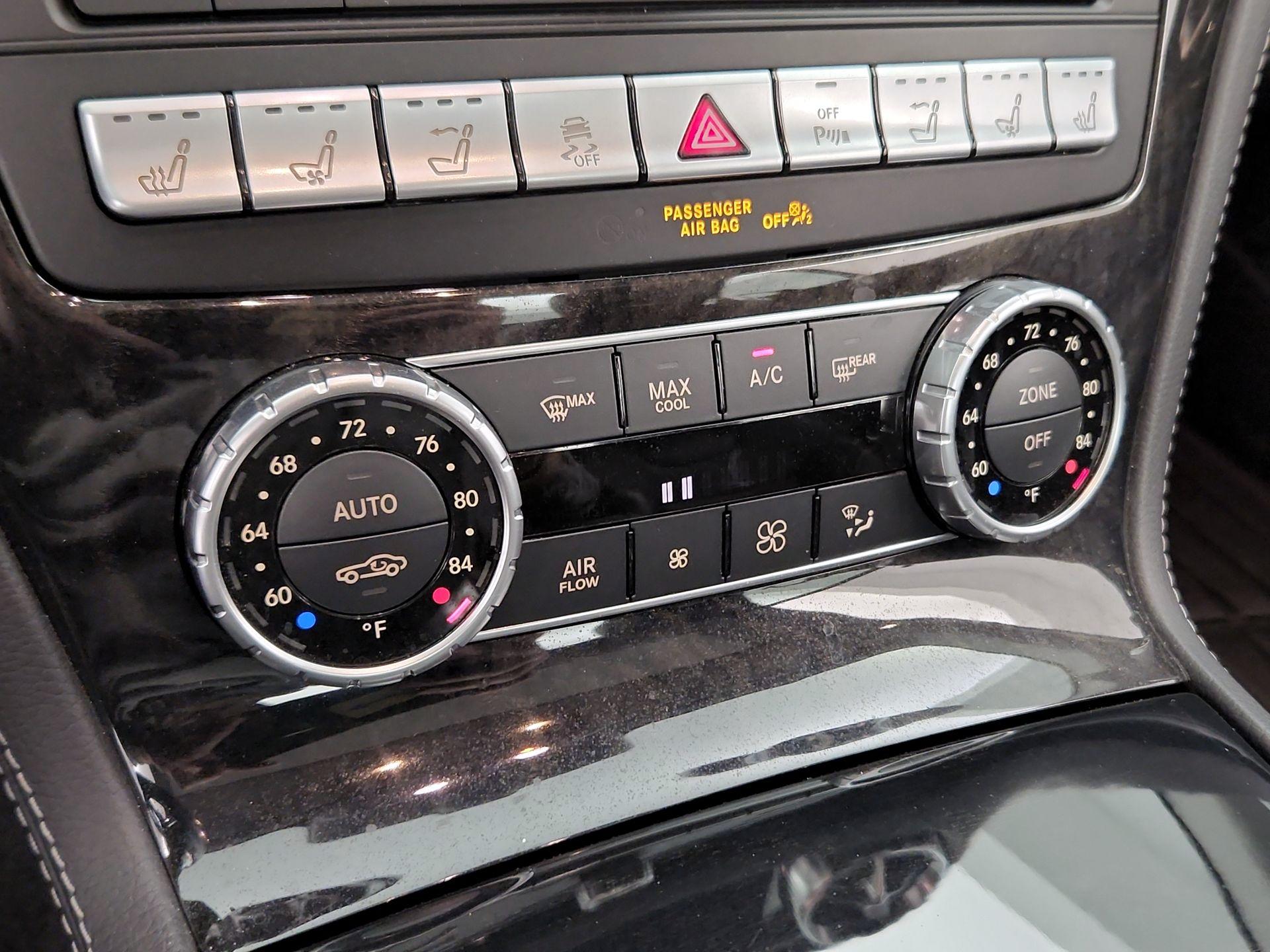 Thumbnail: 2018 Mercedes-Benz SL-Class - 16