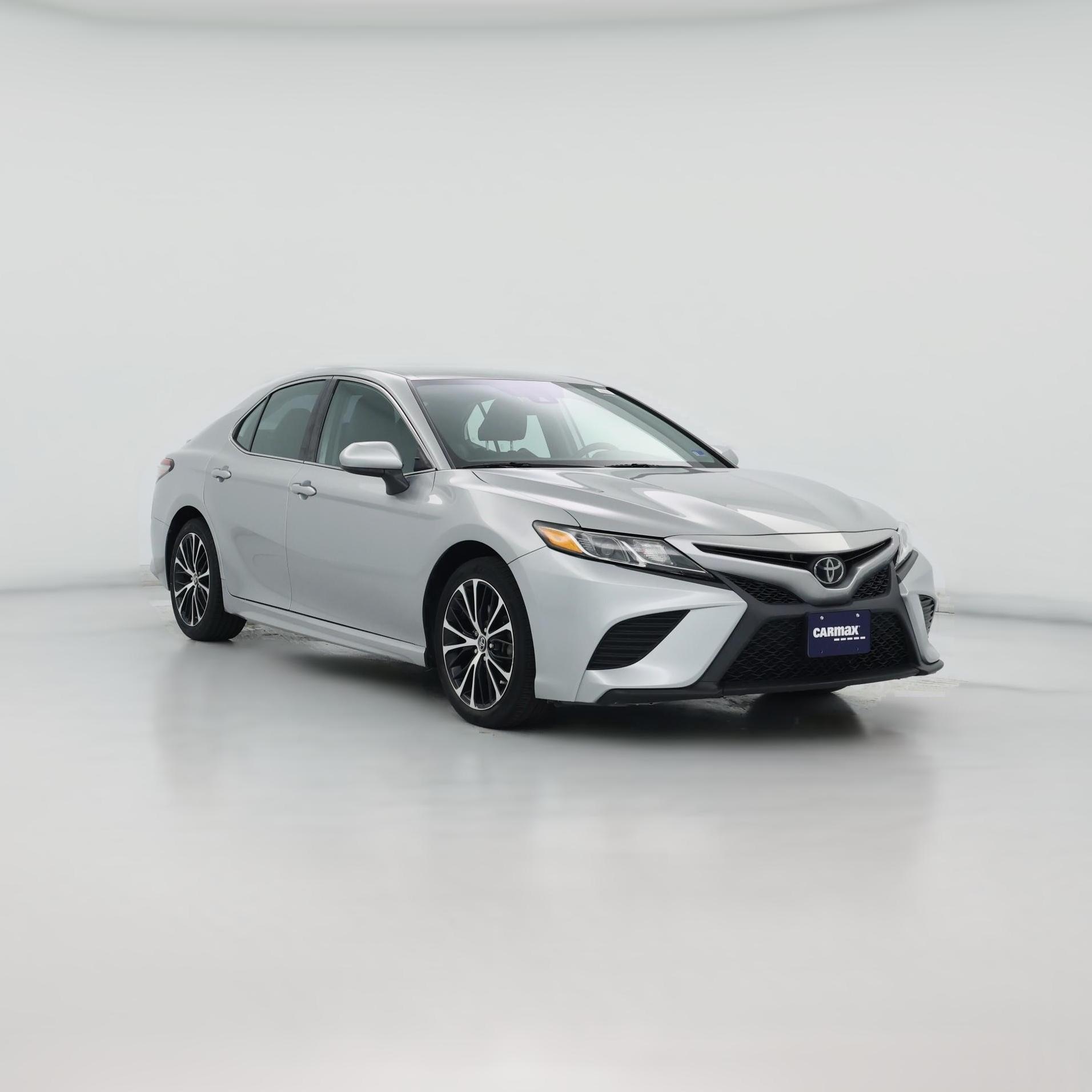 Thumbnail: 2019 Toyota Camry - 1