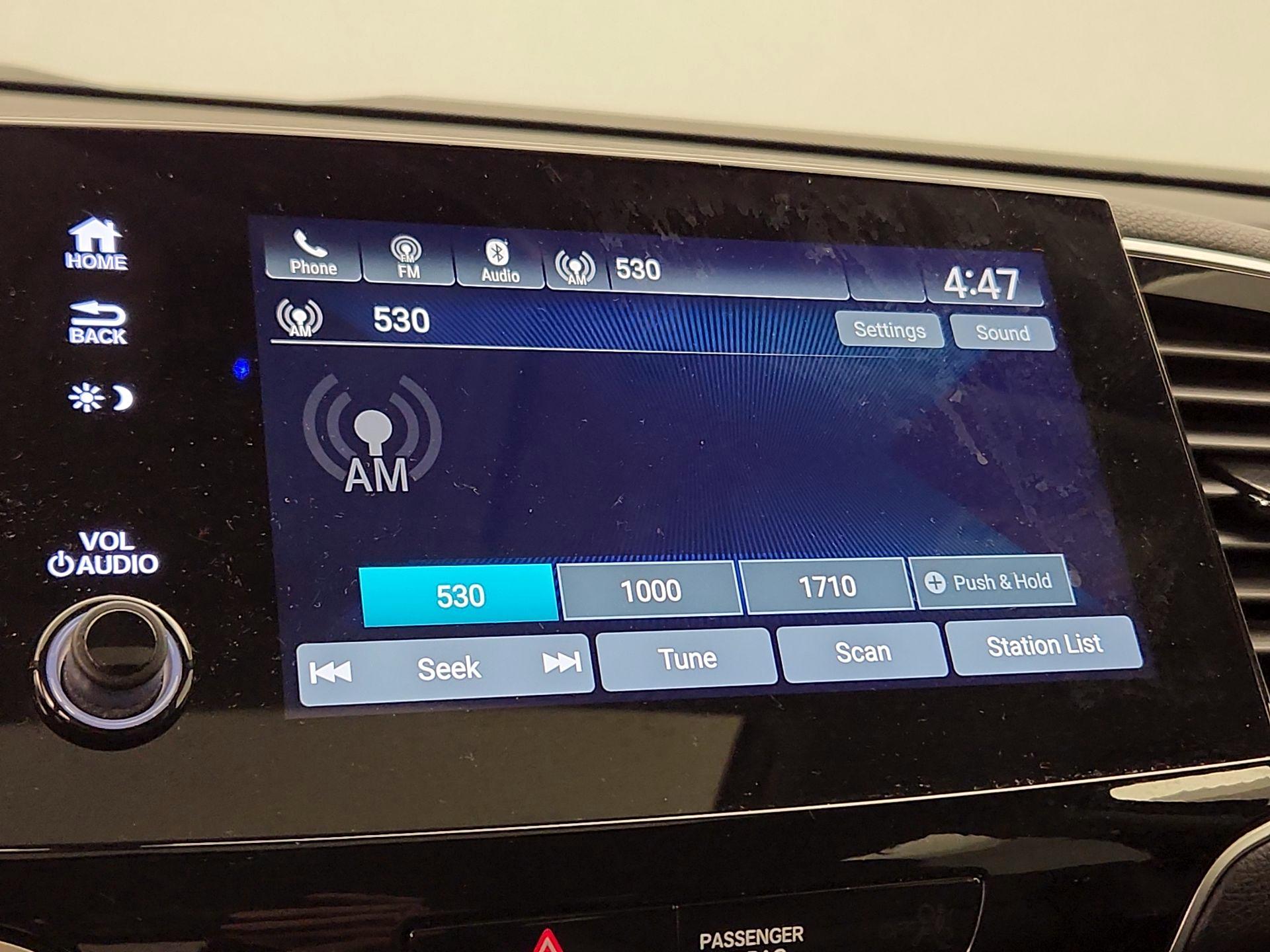 Thumbnail: 2019 Honda Pilot - 15