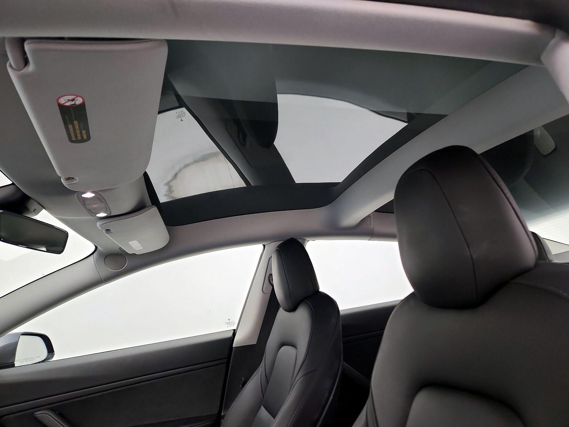 Thumbnail: 2021 Tesla Model 3 - 20