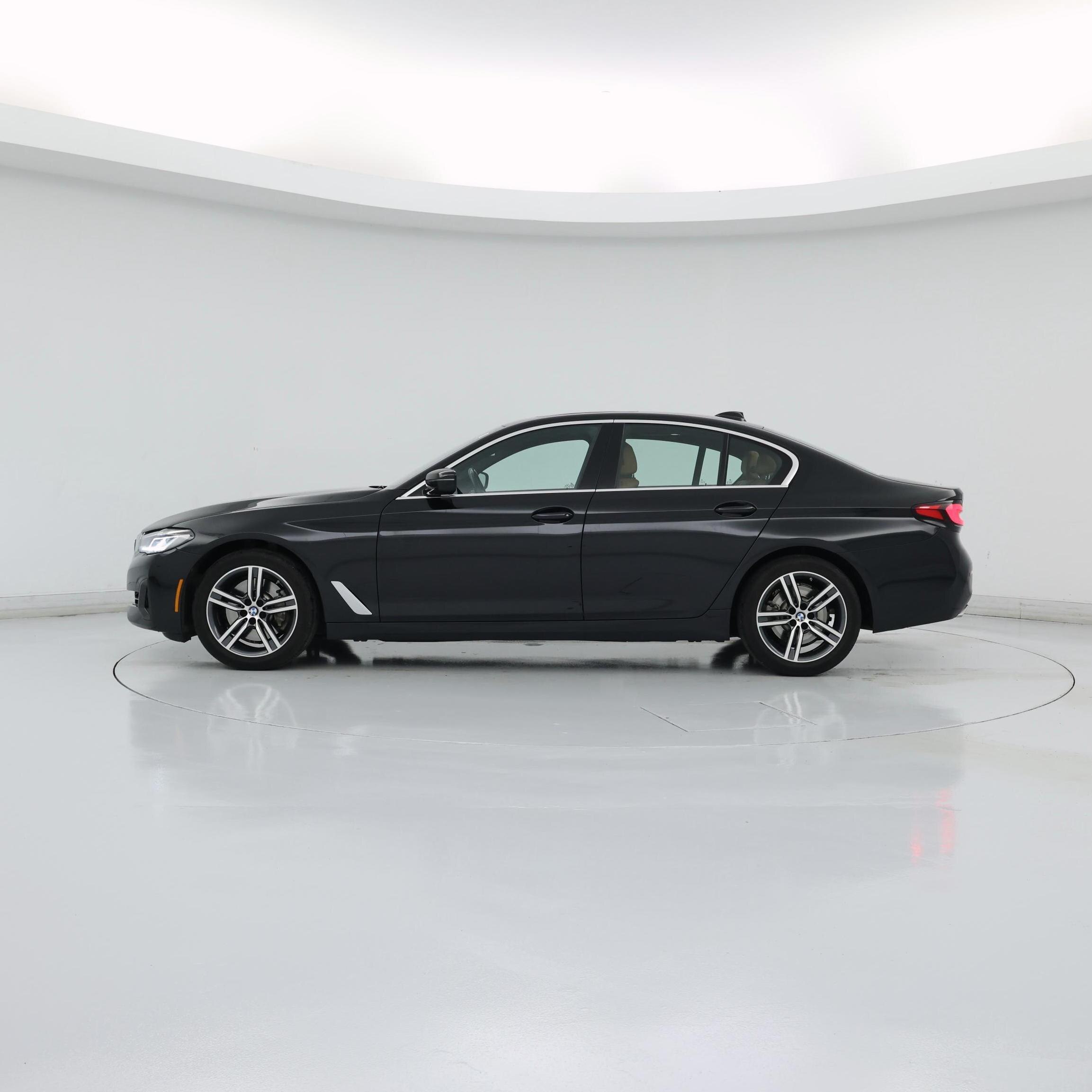 Thumbnail: 2021 BMW 5 Series - 3