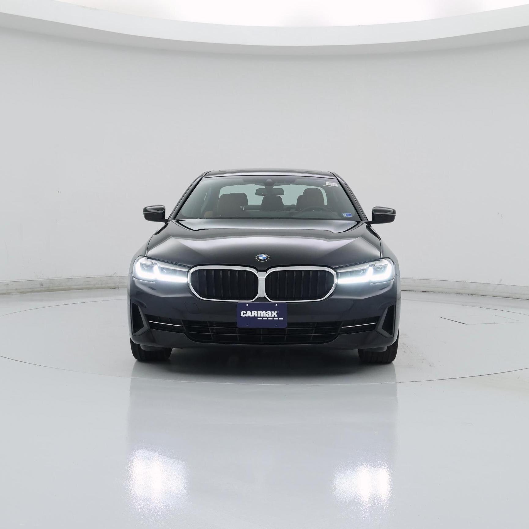 Thumbnail: 2021 BMW 5 Series - 5