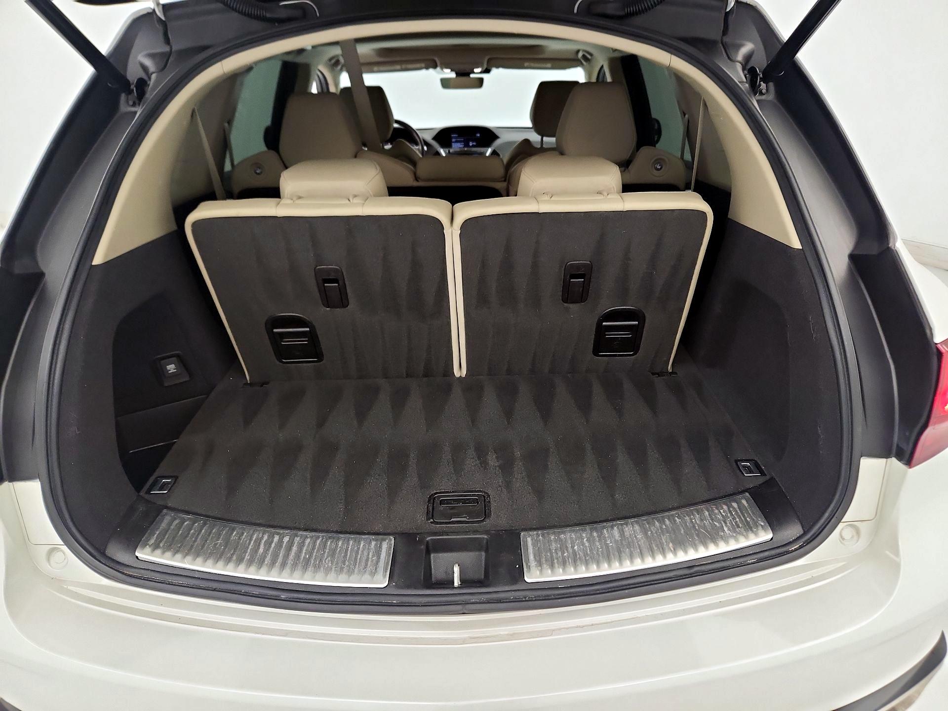 Thumbnail: 2020 Acura MDX - 19