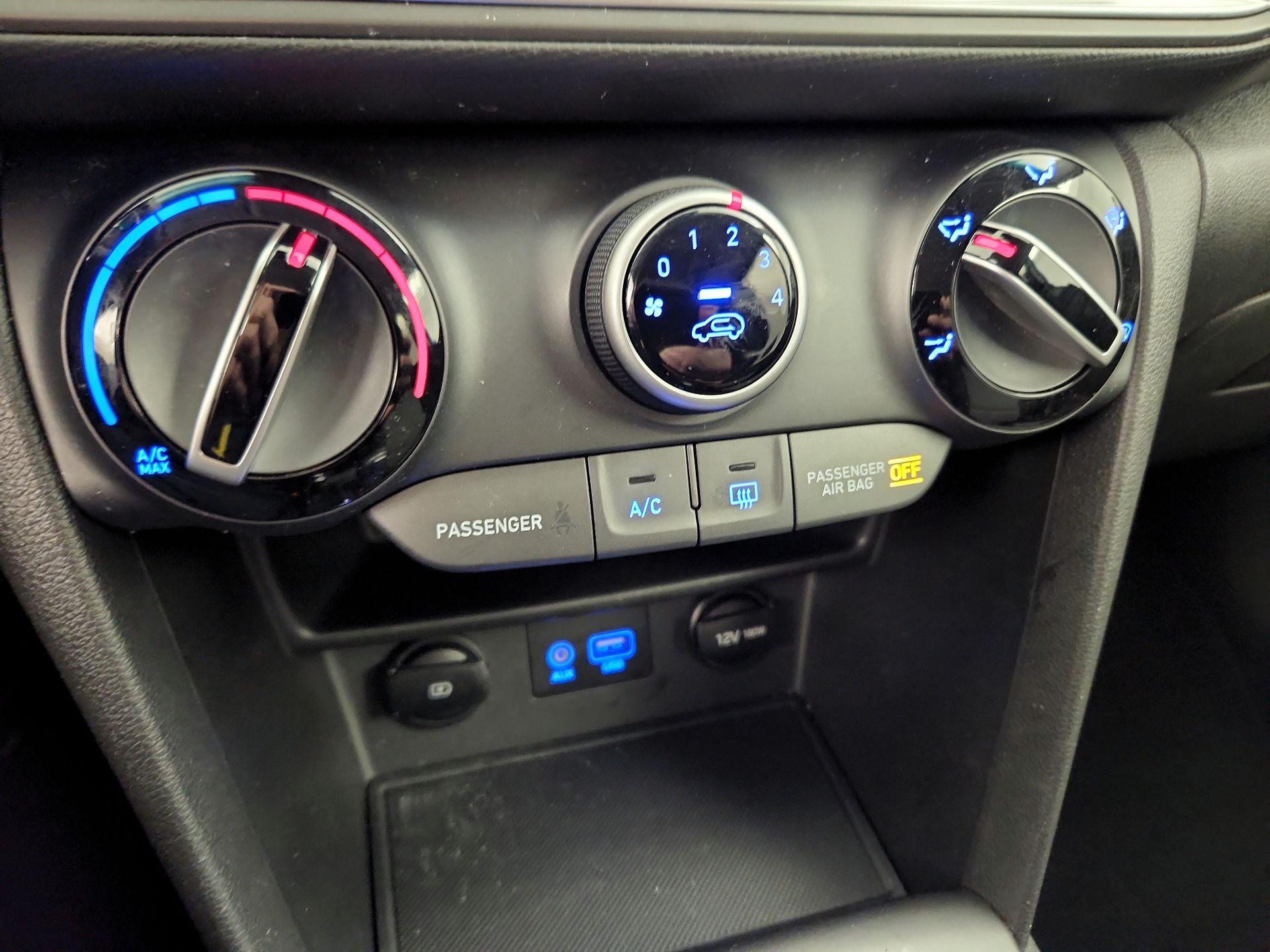 Thumbnail: 2020 Hyundai Kona - 16