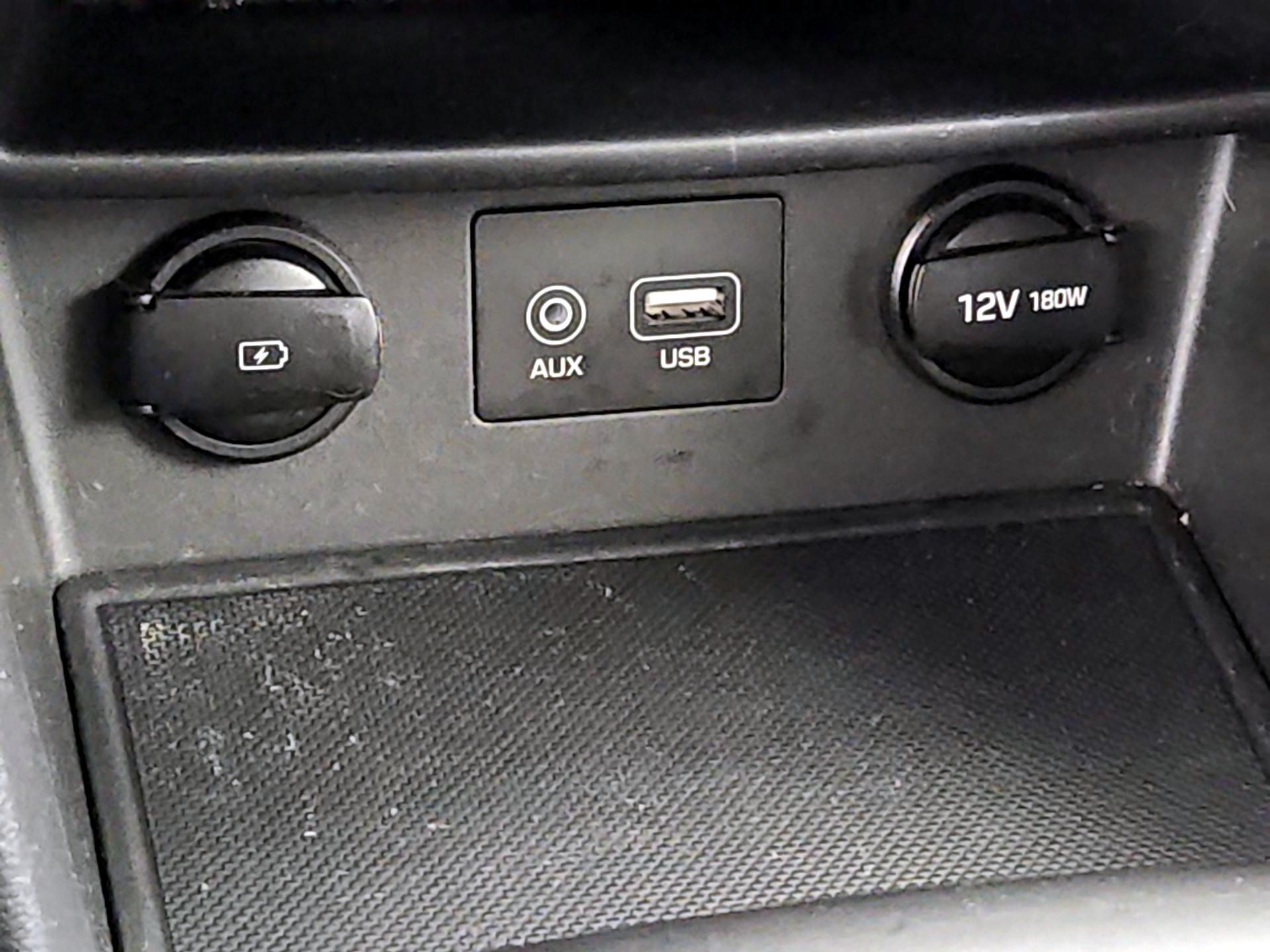 Thumbnail: 2020 Hyundai Kona - 18