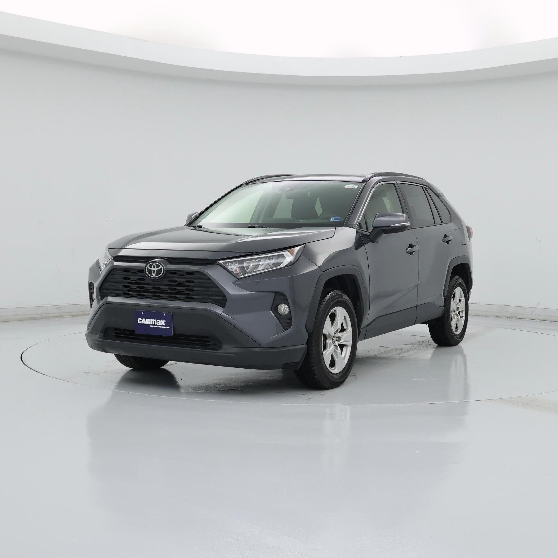 Thumbnail: 2019 Toyota RAV4 - 4