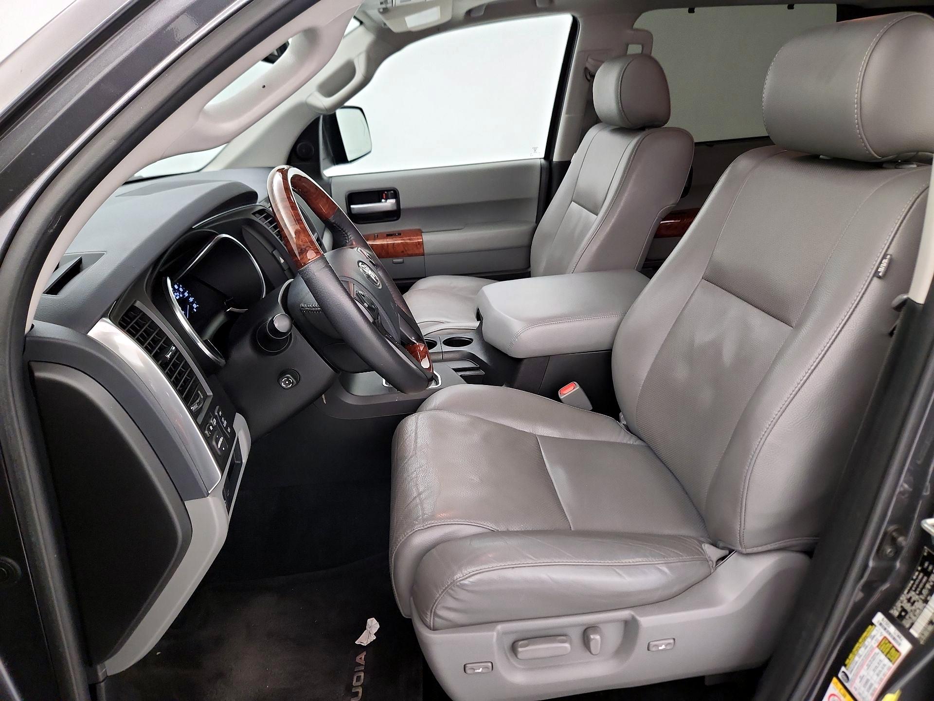 Thumbnail: 2018 Toyota Sequoia - 11