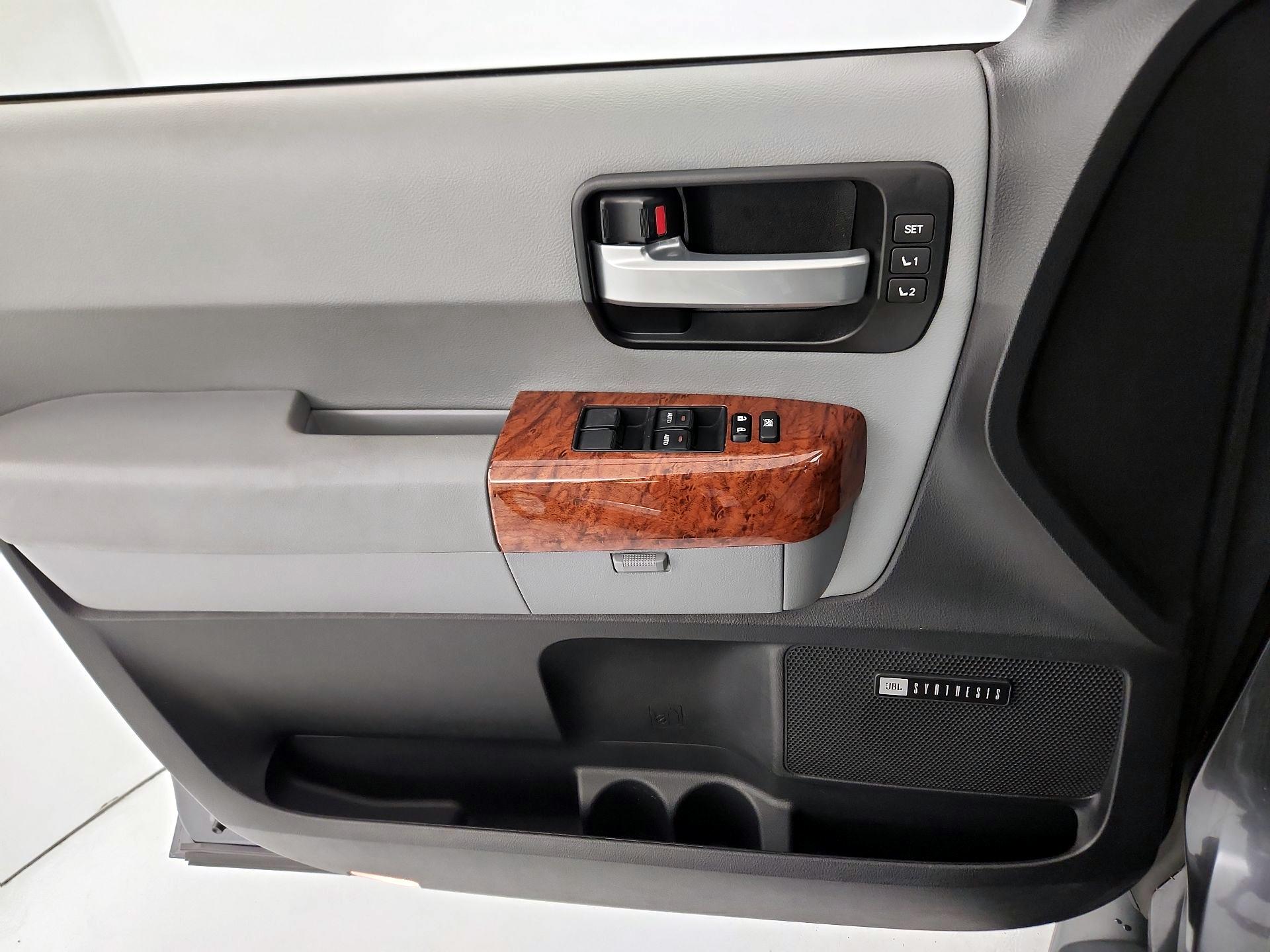 Thumbnail: 2018 Toyota Sequoia - 12