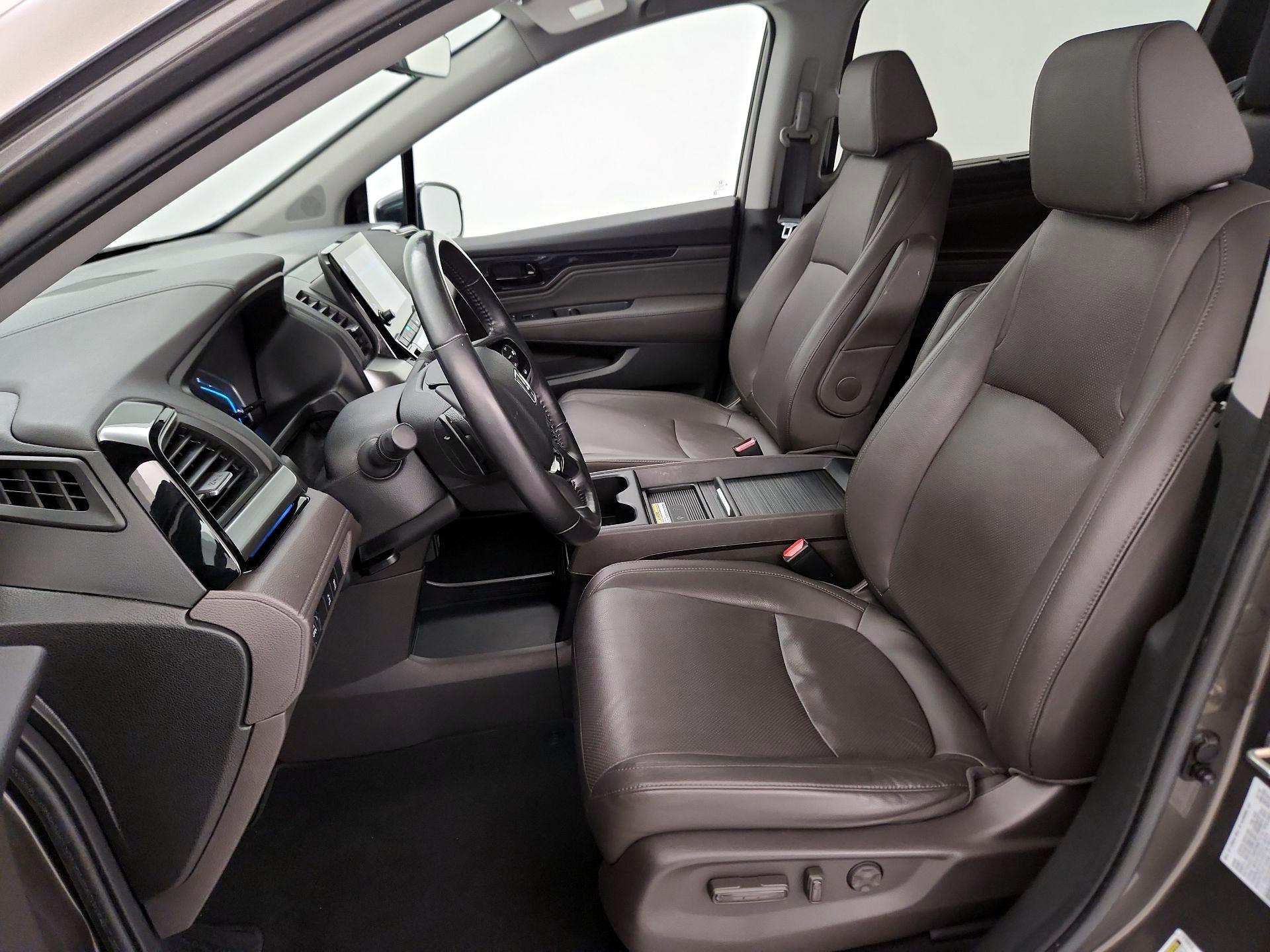 Thumbnail: 2019 Honda Odyssey - 11