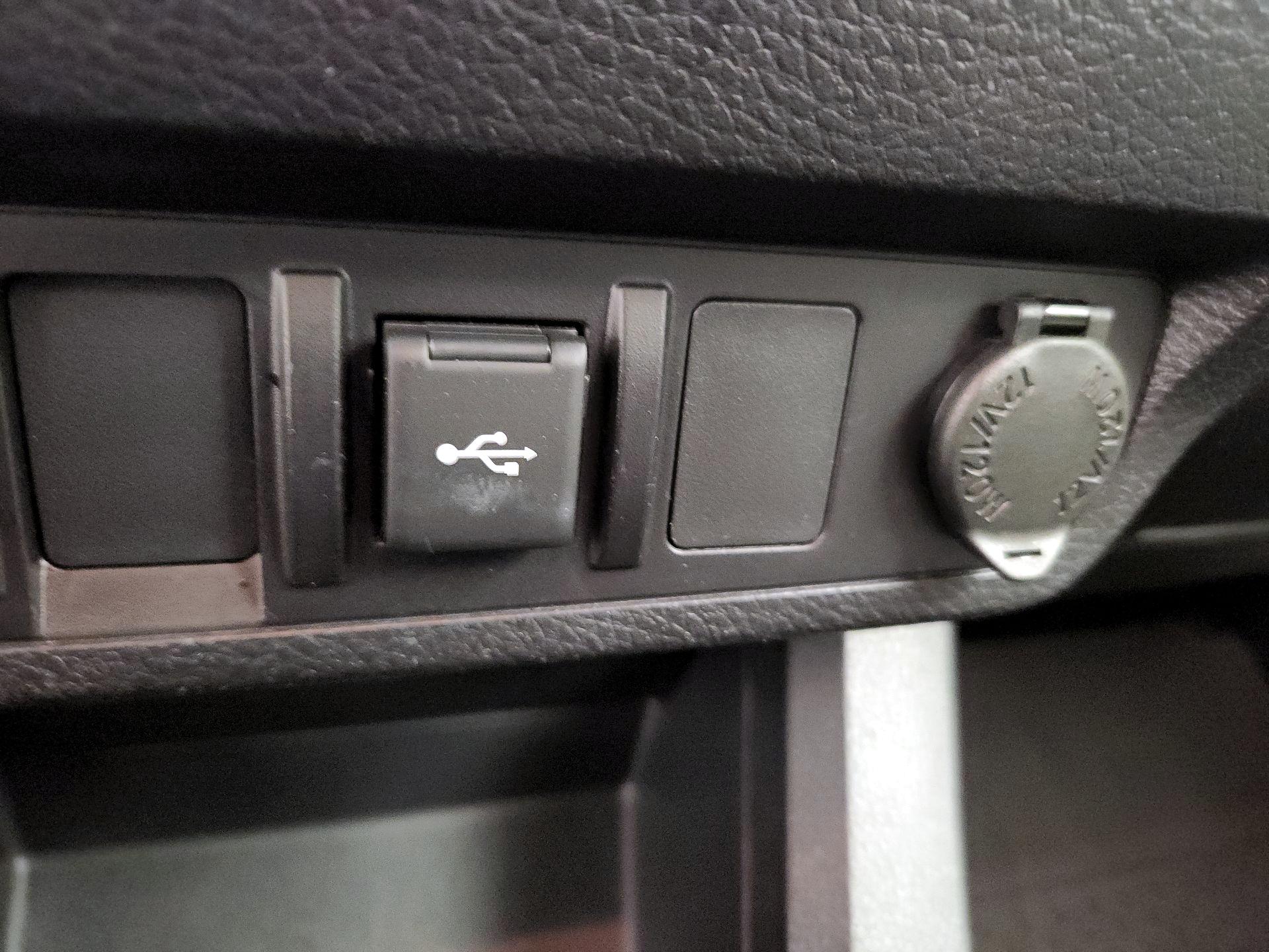 Thumbnail: 2022 Toyota Tacoma - 18