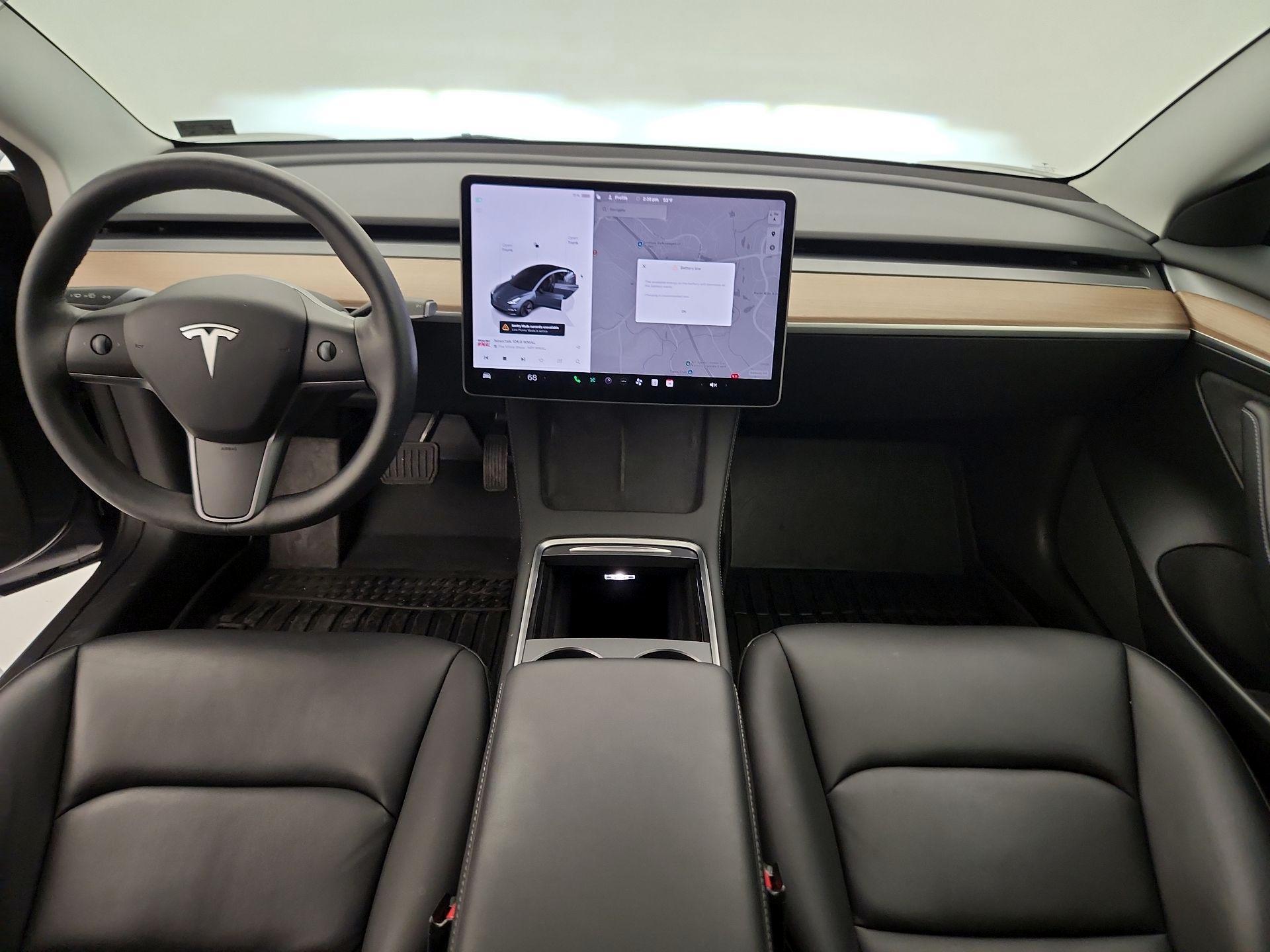 Thumbnail: 2023 Tesla Model 3 - 9