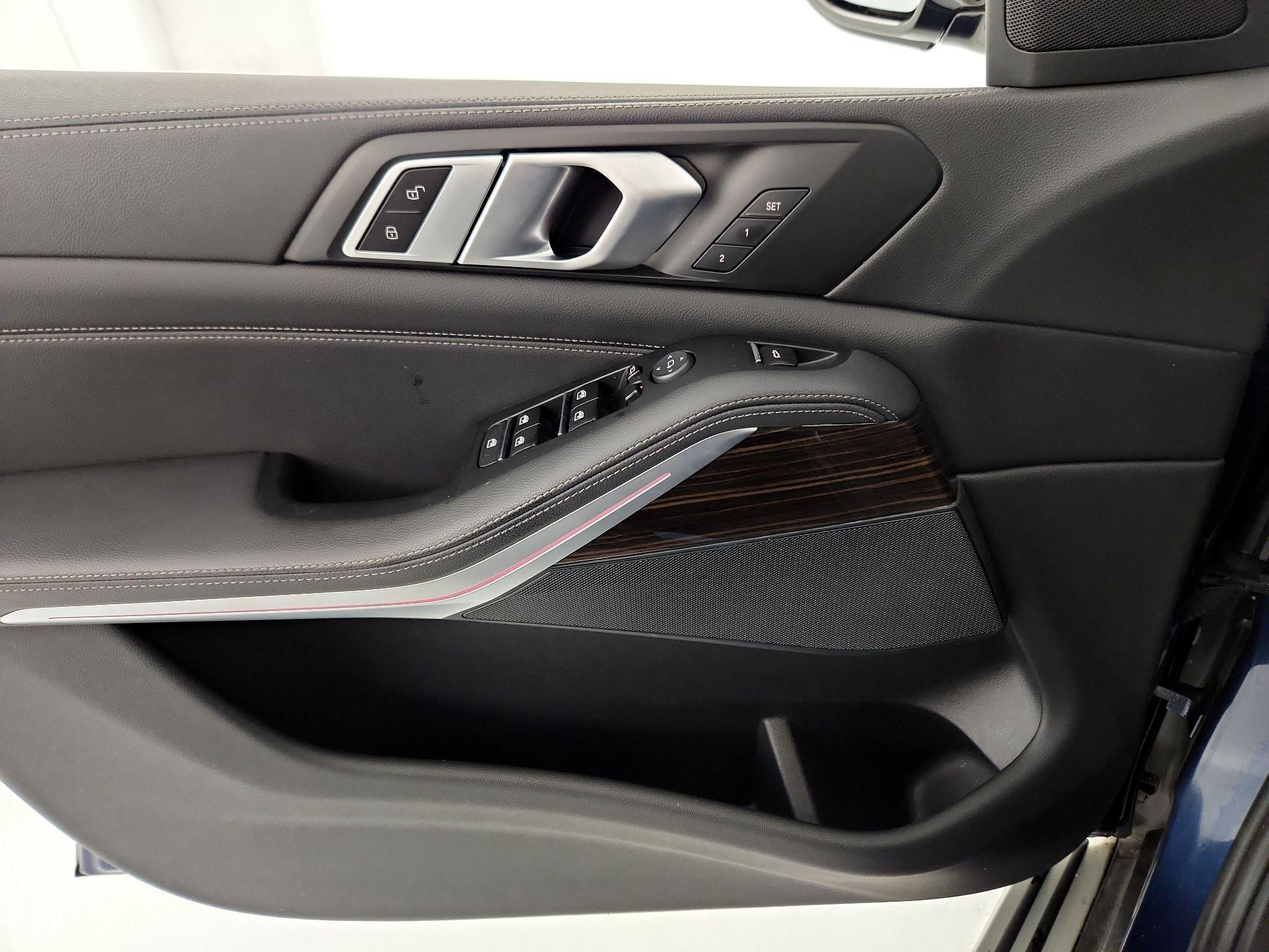 Thumbnail: 2020 BMW X5 - 12