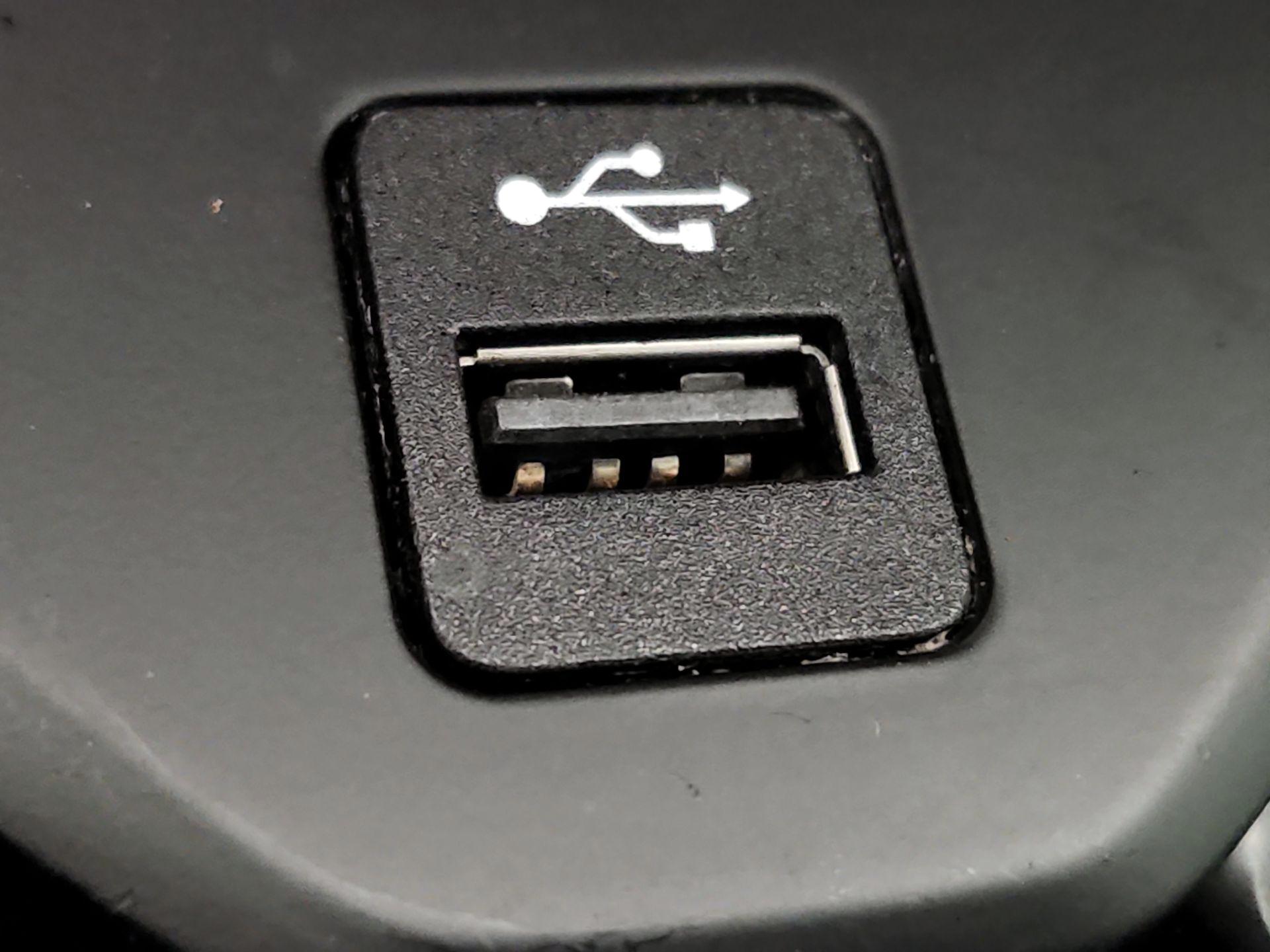 Thumbnail: 2020 BMW X5 - 19