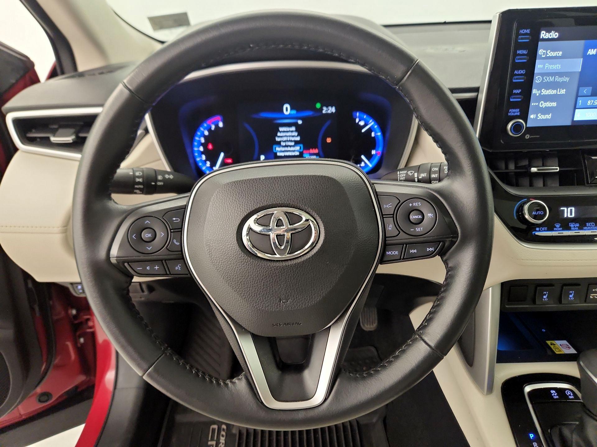 Thumbnail: 2022 Toyota Corolla Cross - 10