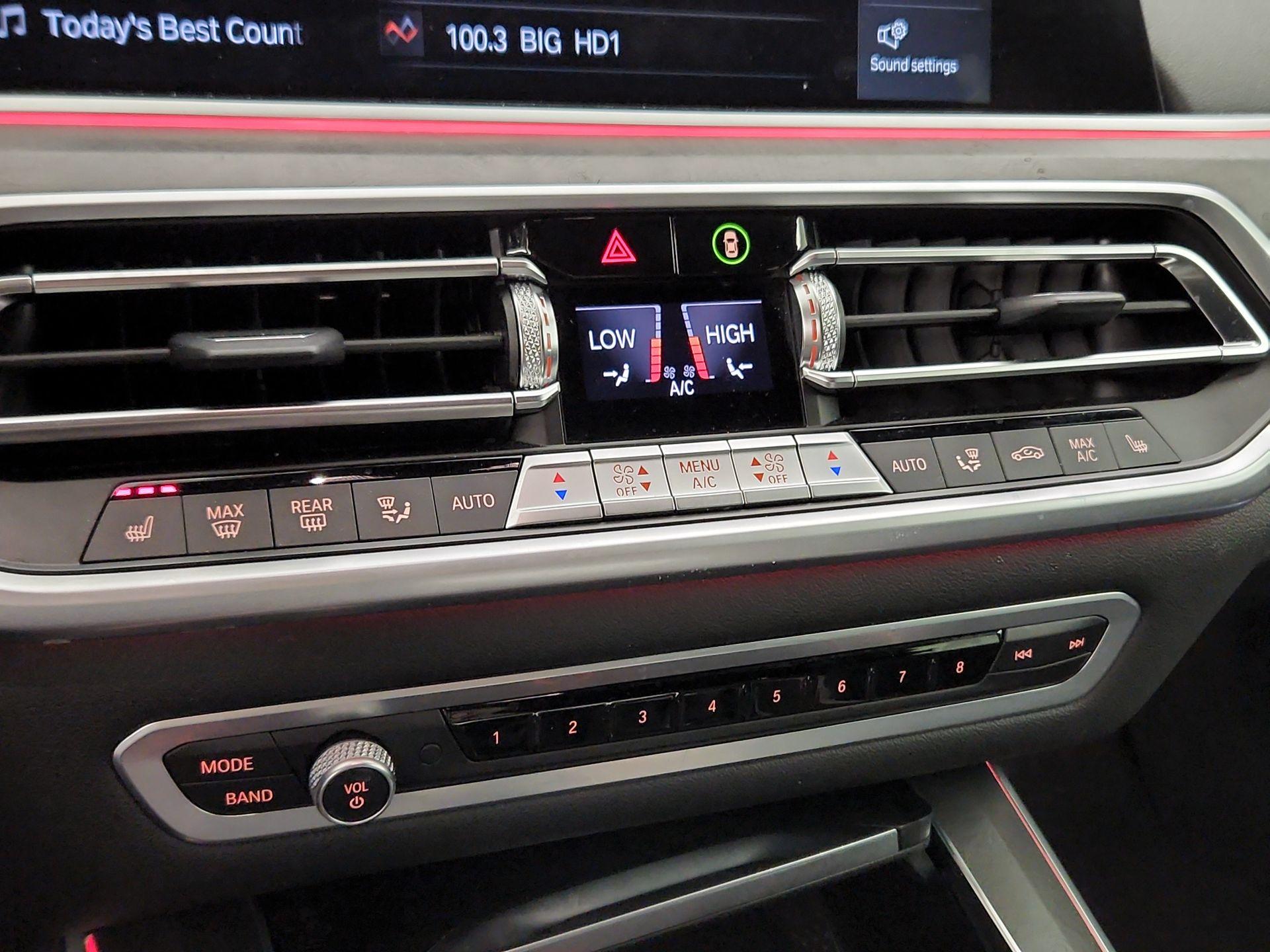 Thumbnail: 2022 BMW X5 - 16