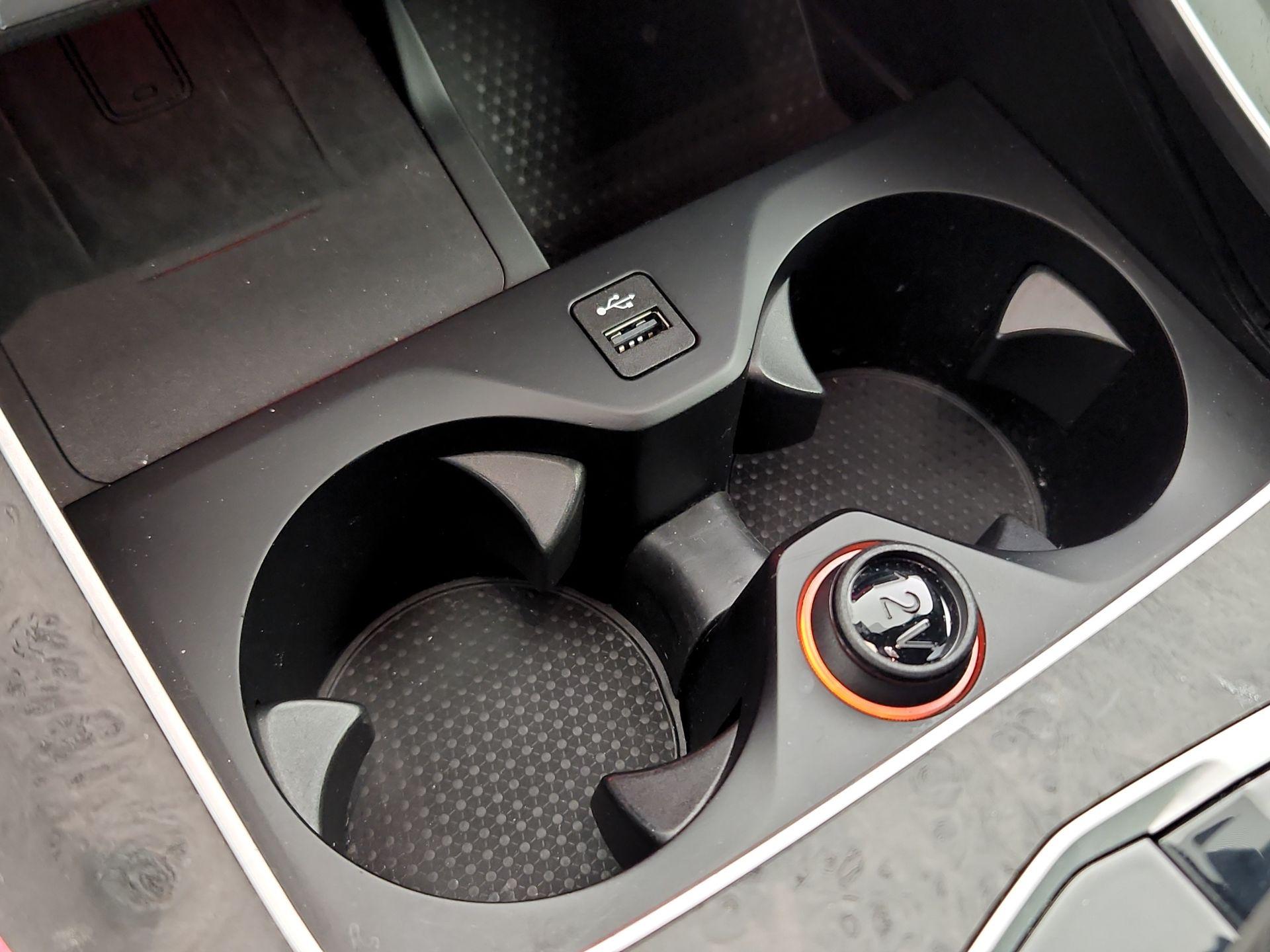 Thumbnail: 2022 BMW X5 - 18