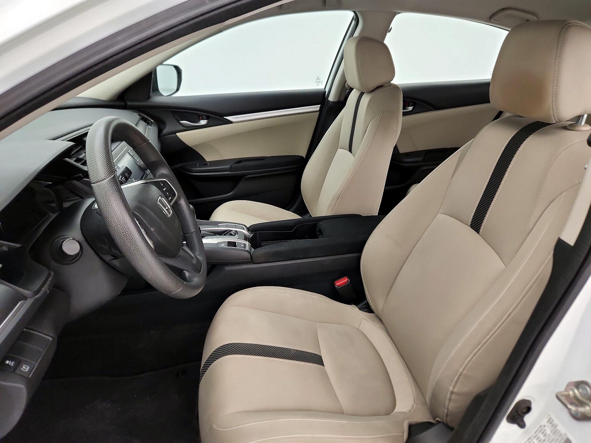 Thumbnail: 2016 Honda Civic - 11