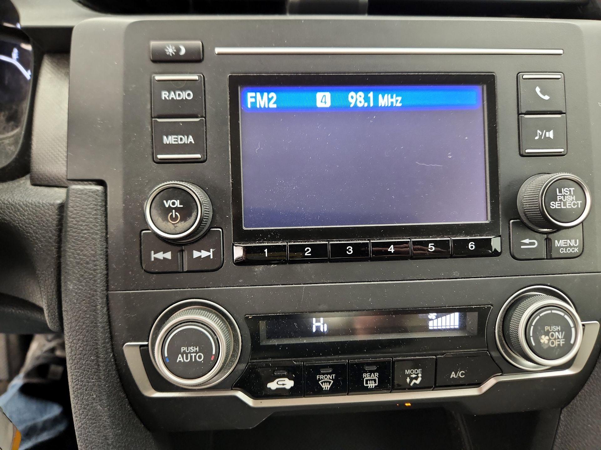 Thumbnail: 2016 Honda Civic - 15