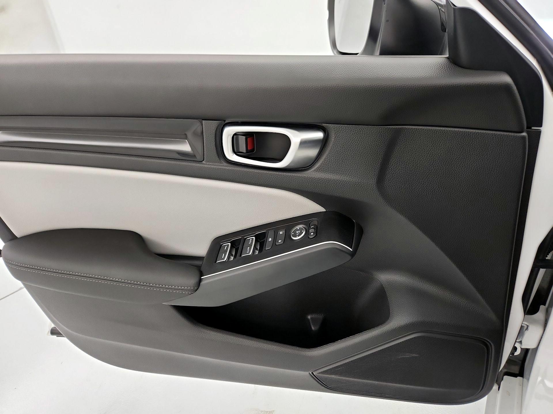 Thumbnail: 2025 Honda Civic - 12