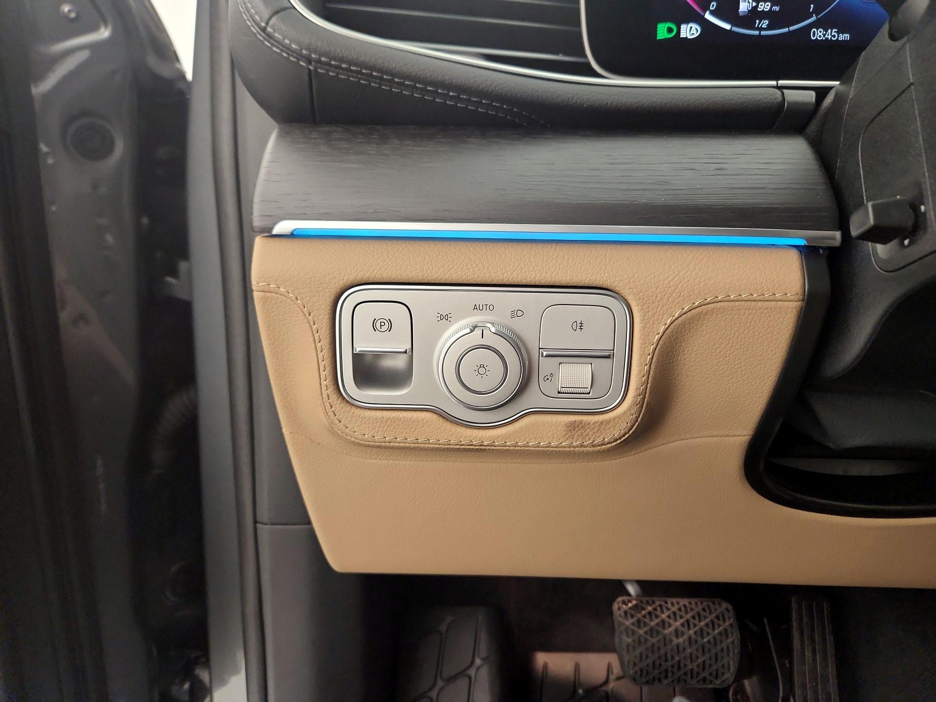 Thumbnail: 2025 Mercedes-Benz GLE - 13