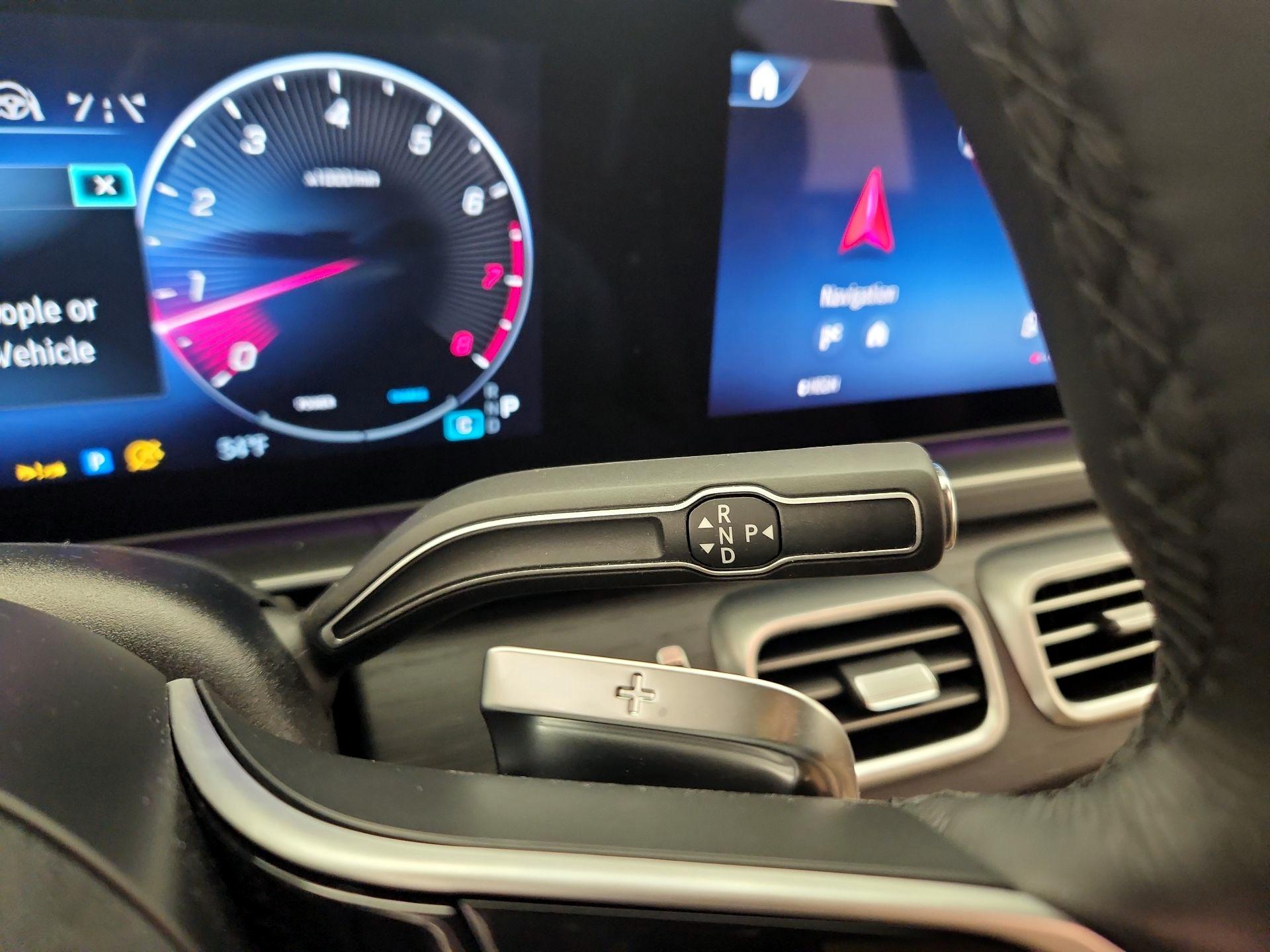 Thumbnail: 2025 Mercedes-Benz GLE - 17