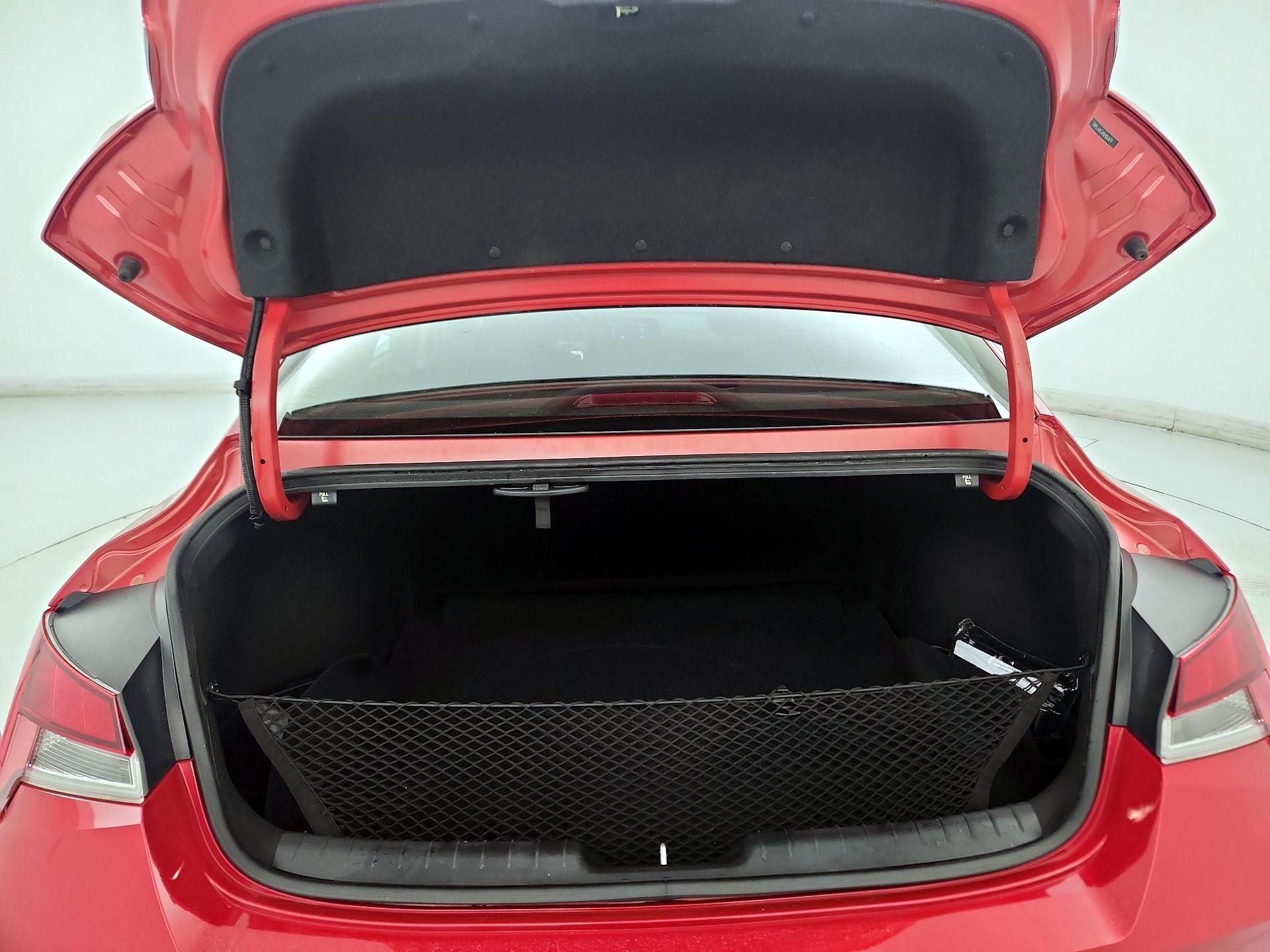 Thumbnail: 2022 Hyundai Elantra - 20