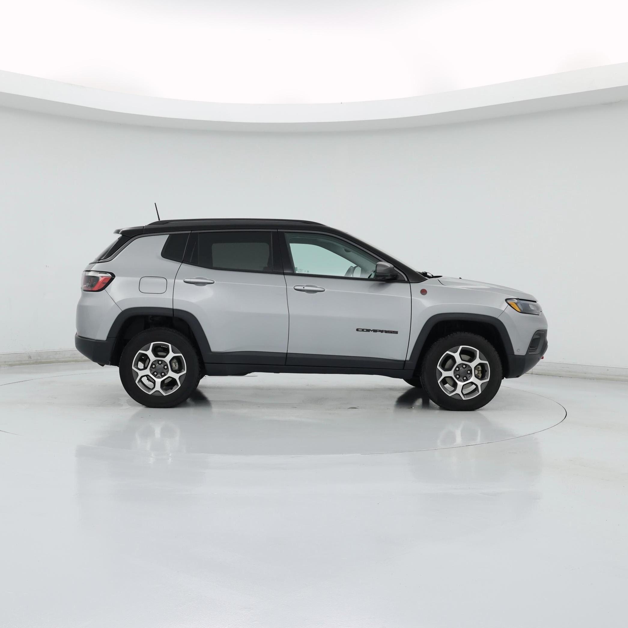 Thumbnail: 2022 Jeep Compass - 7