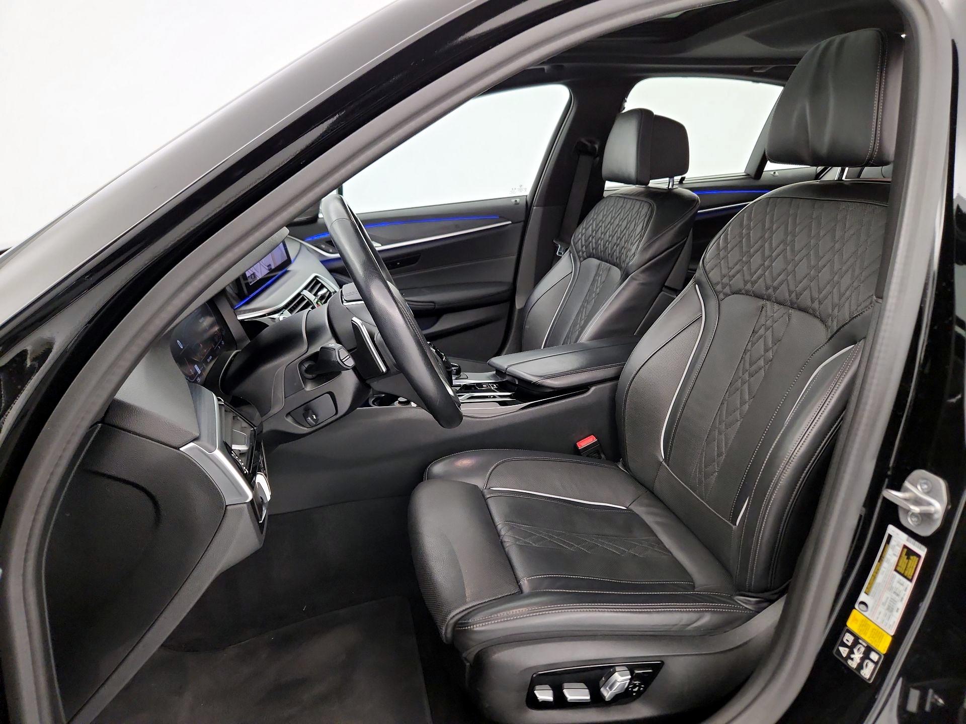 Thumbnail: 2022 BMW 5 Series - 11