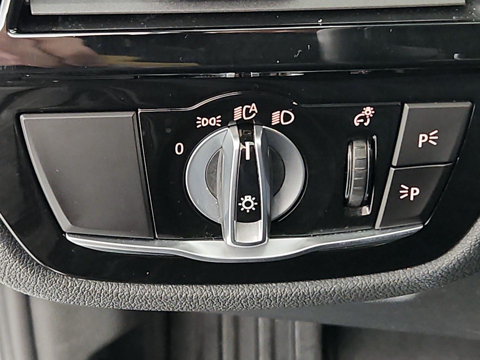 Thumbnail: 2022 BMW 5 Series - 13