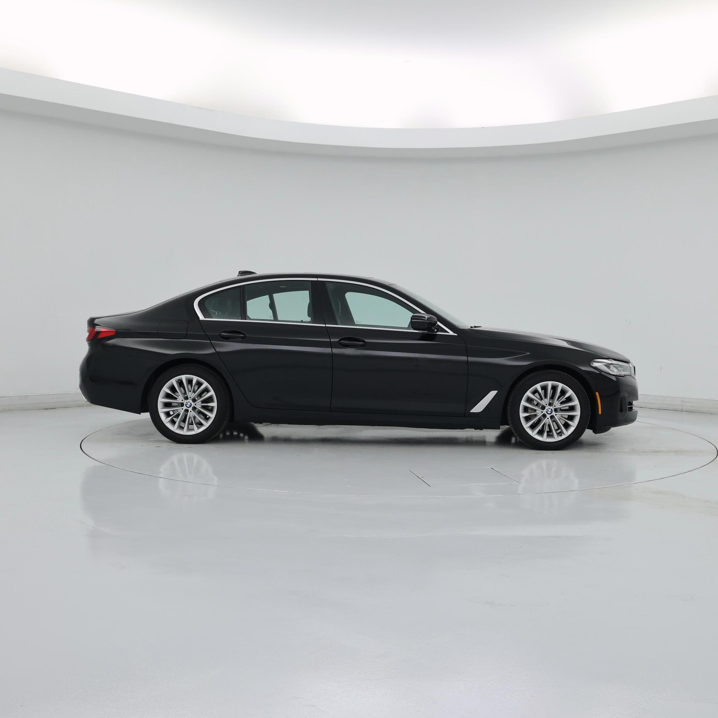 Thumbnail: 2022 BMW 5 Series - 7