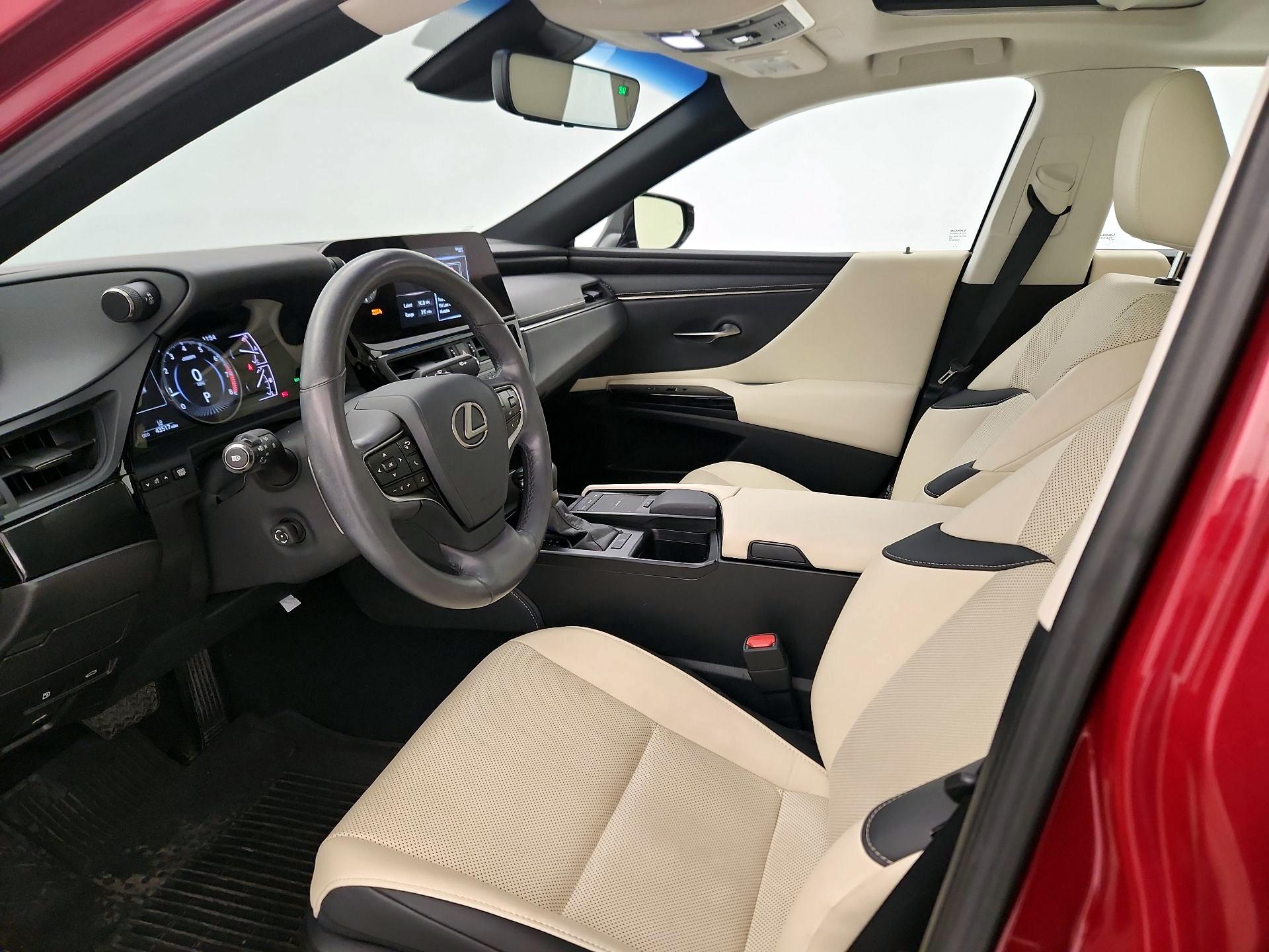 Thumbnail: 2022 Lexus ES - 11