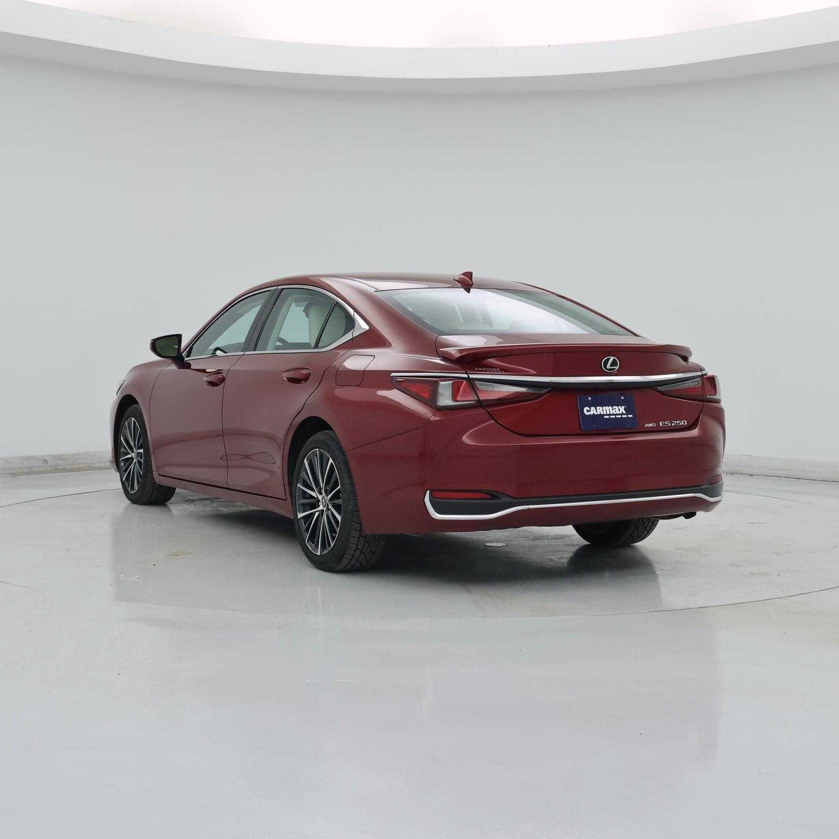 Thumbnail: 2022 Lexus ES - 2