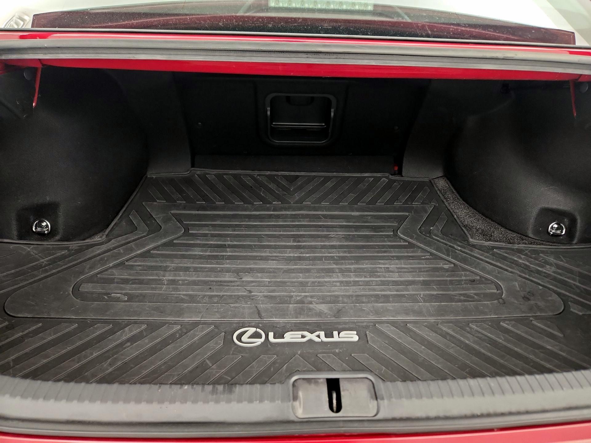 Thumbnail: 2022 Lexus ES - 20