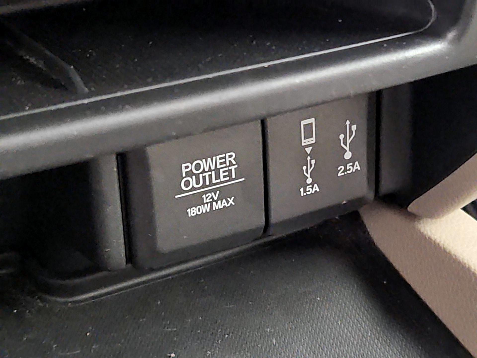 Thumbnail: 2017 Honda Pilot - 18