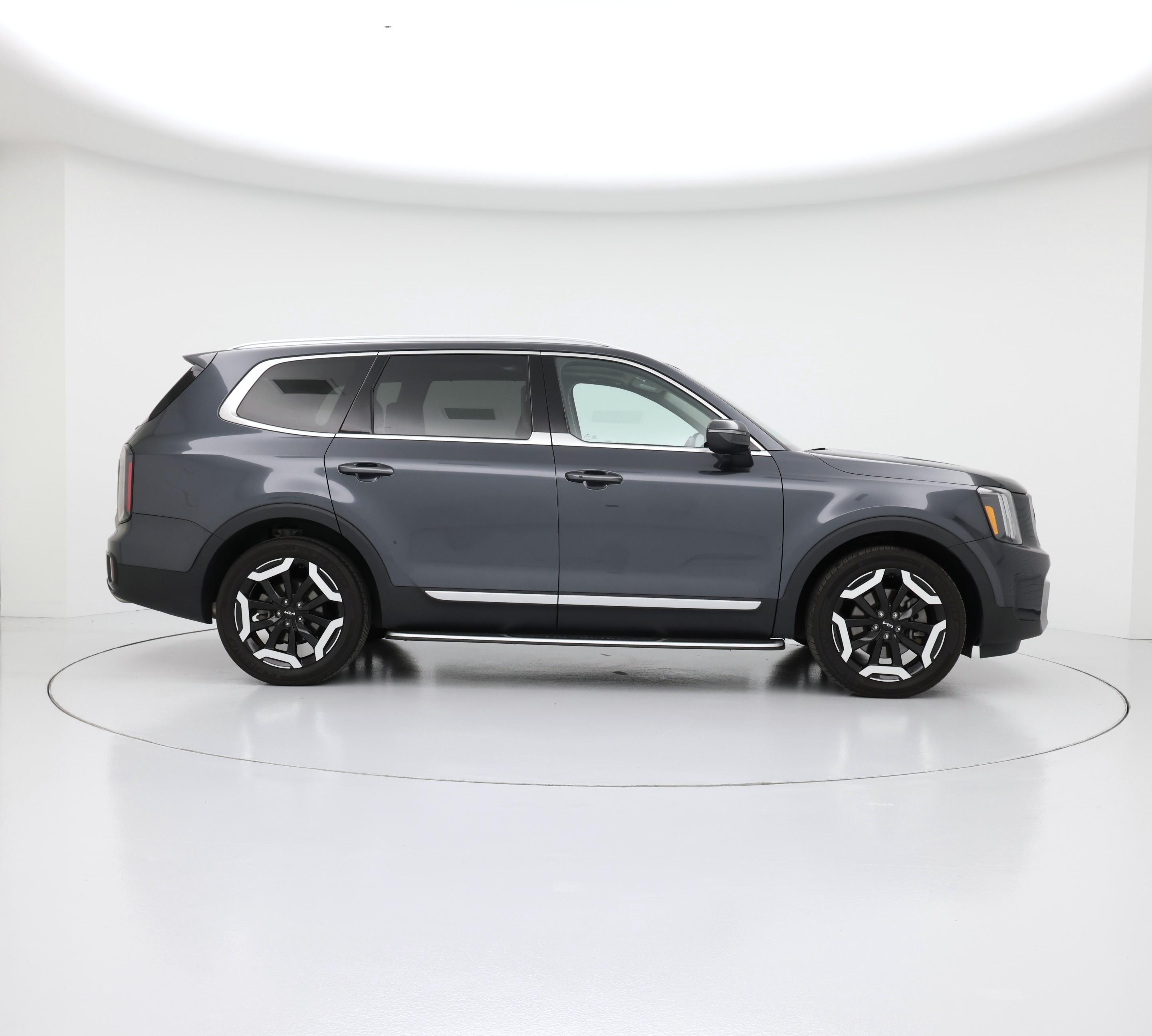Thumbnail: 2023 Kia Telluride - 7
