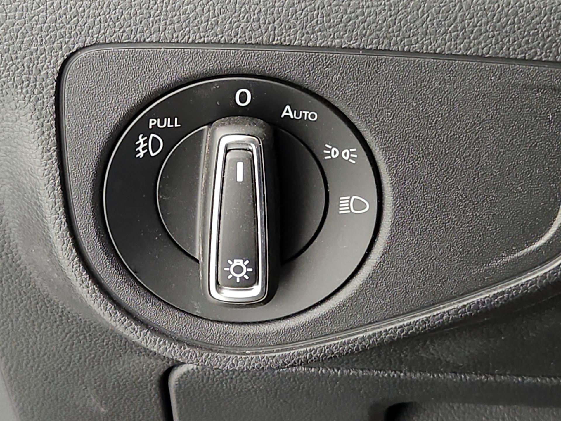 Thumbnail: 2018 Volkswagen Atlas - 13